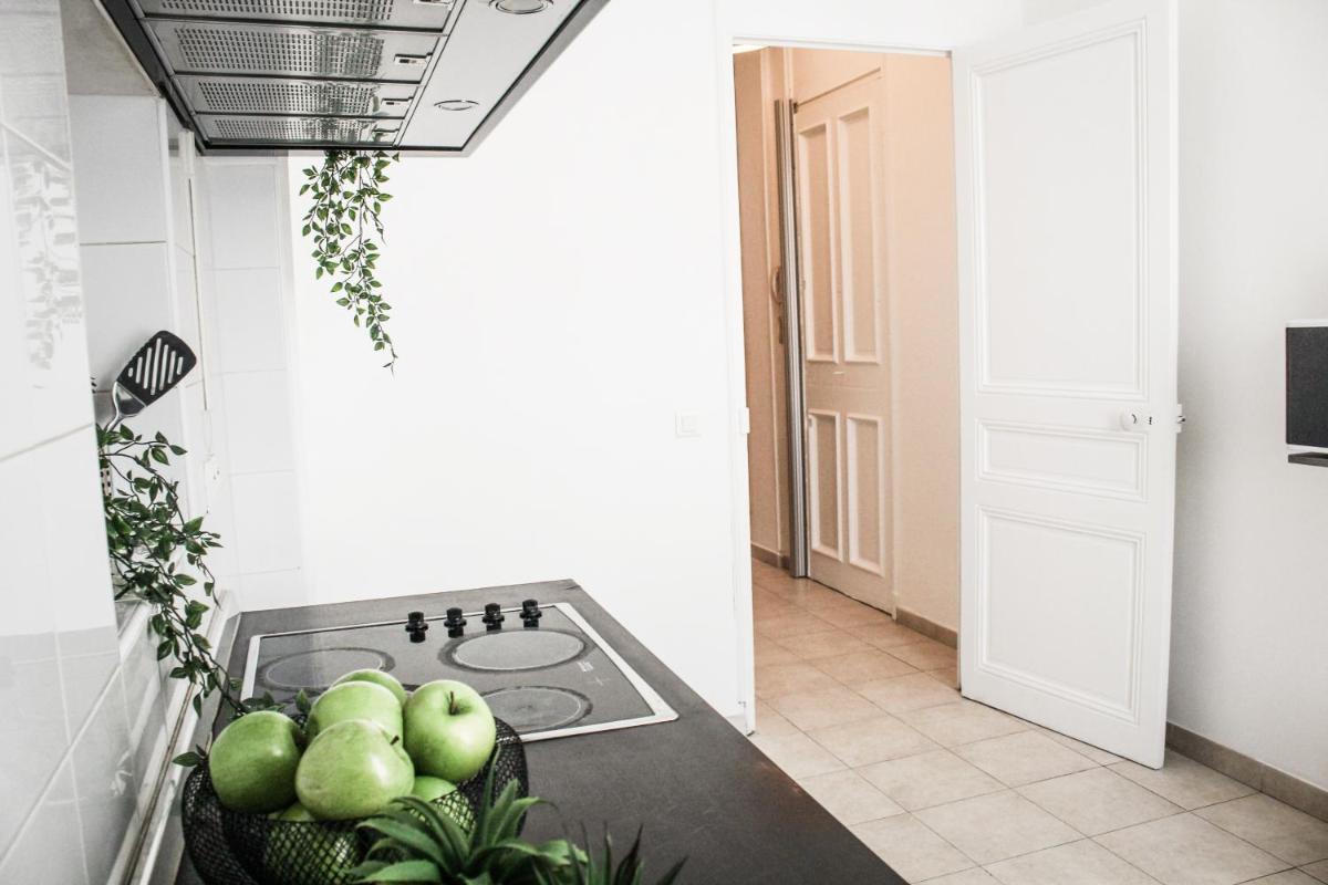One-Bedroom Apartment - Photo 5