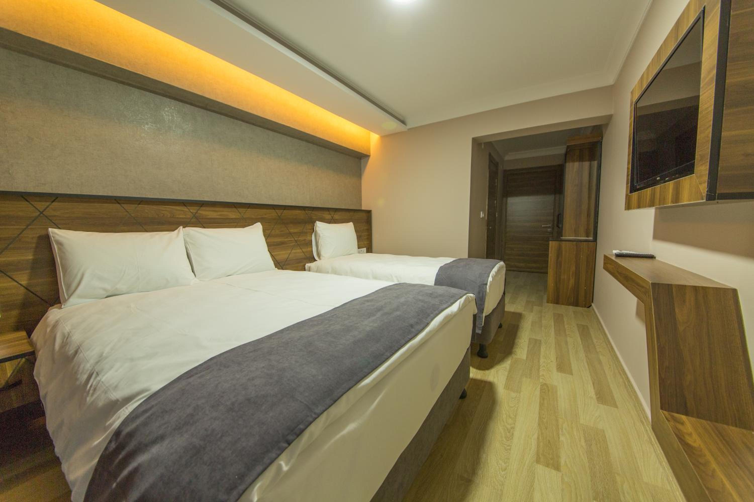 Budget Triple Room - Photo 1
