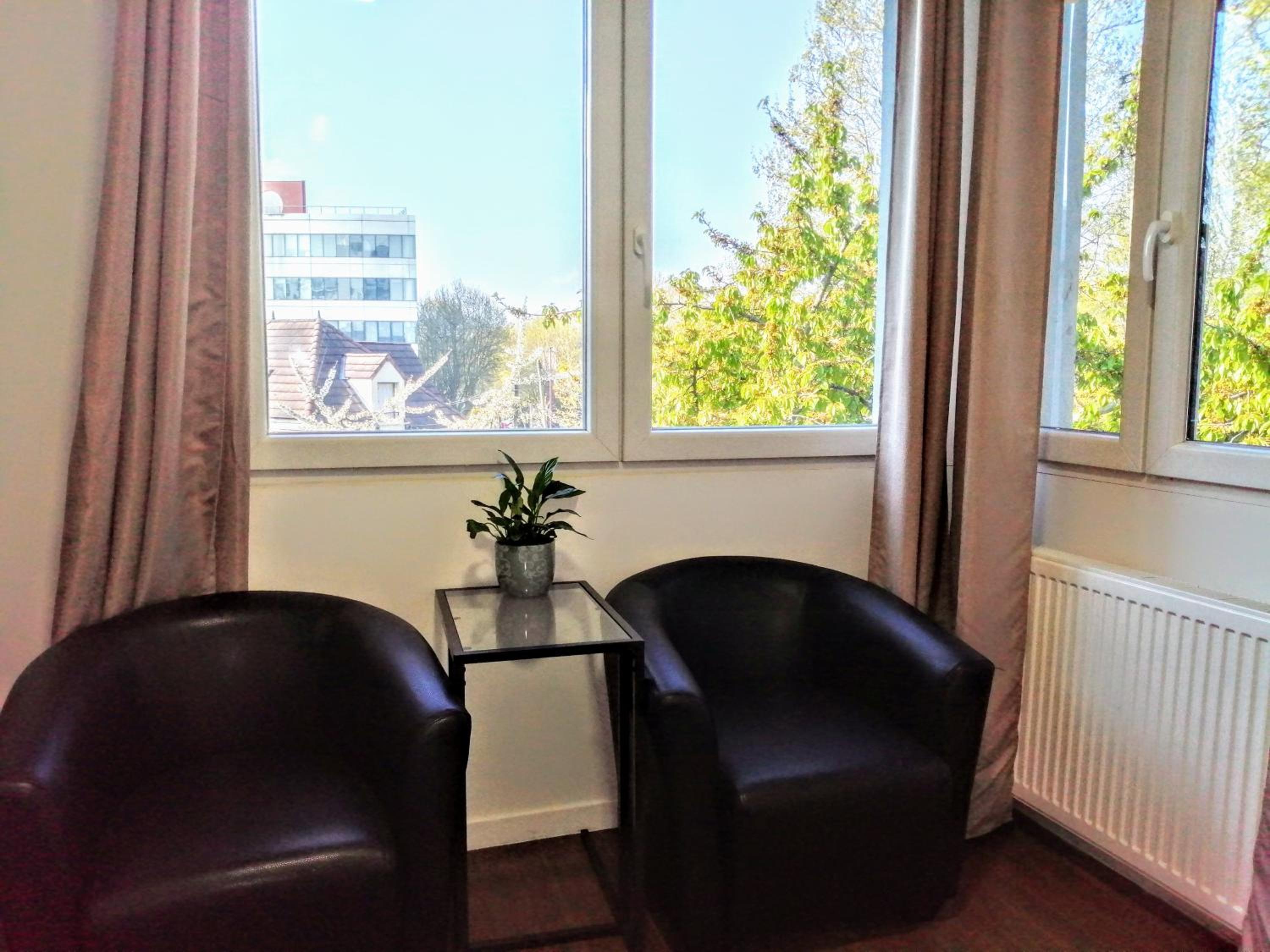 Double Room - Photo 7