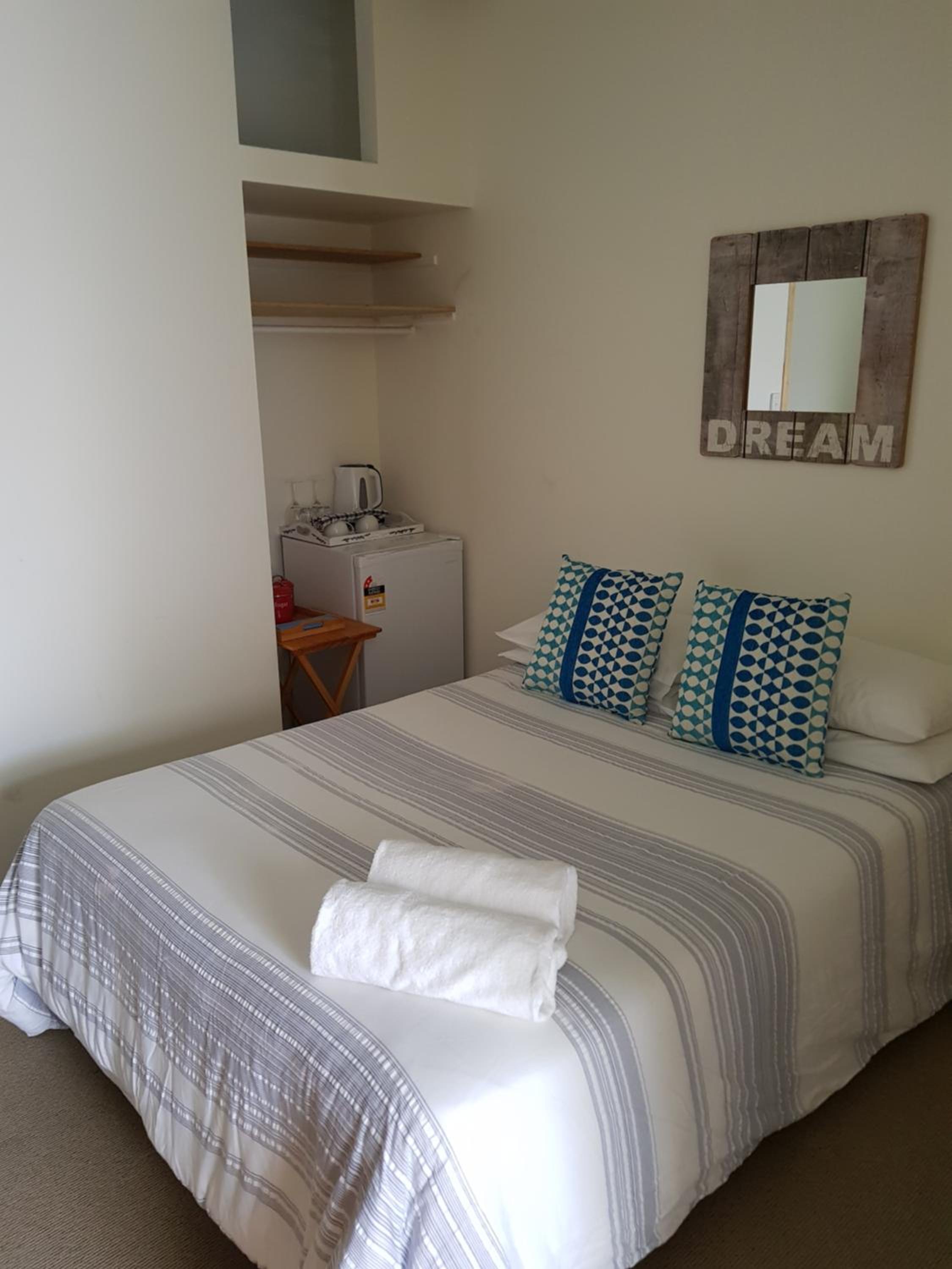 Small Double Room photo 1