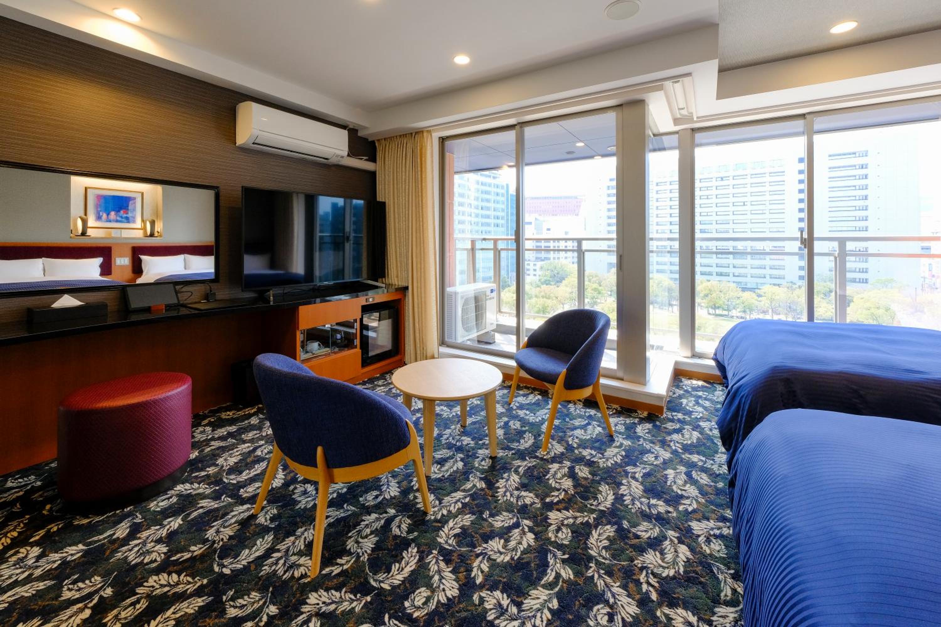 Twin Room(Two Small Double Beds) with Park View - Non-Smoking - Photo 4