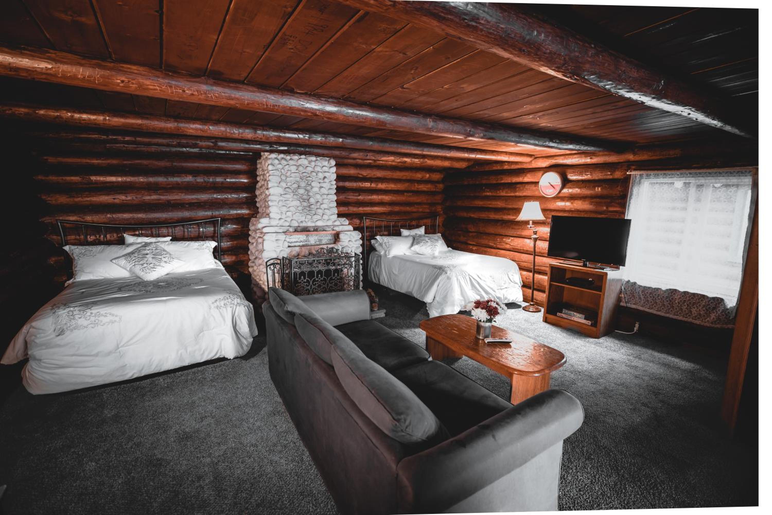 Deluxe Cottage - Photo 16