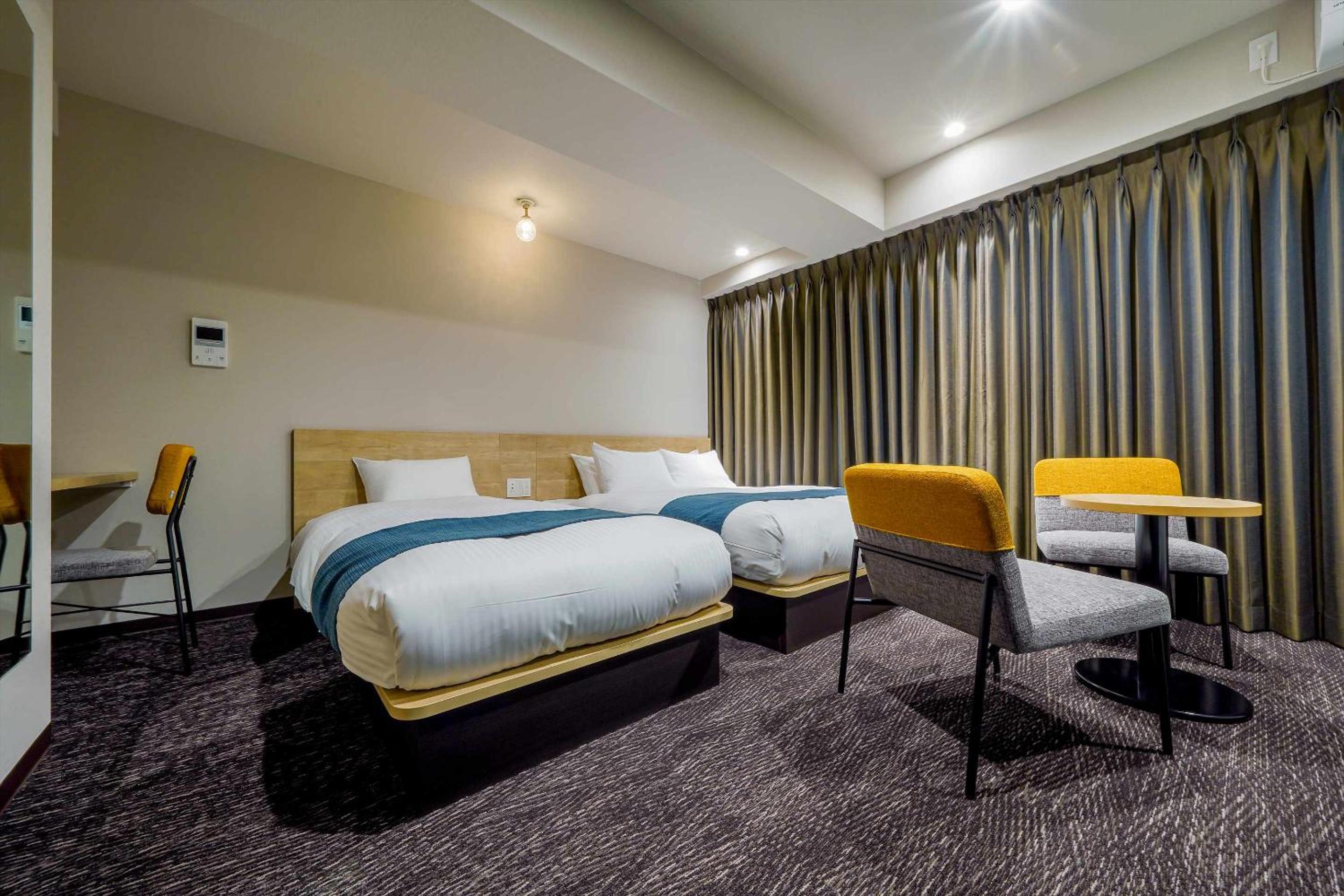 Standard Triple with Kitchen - Photo 8