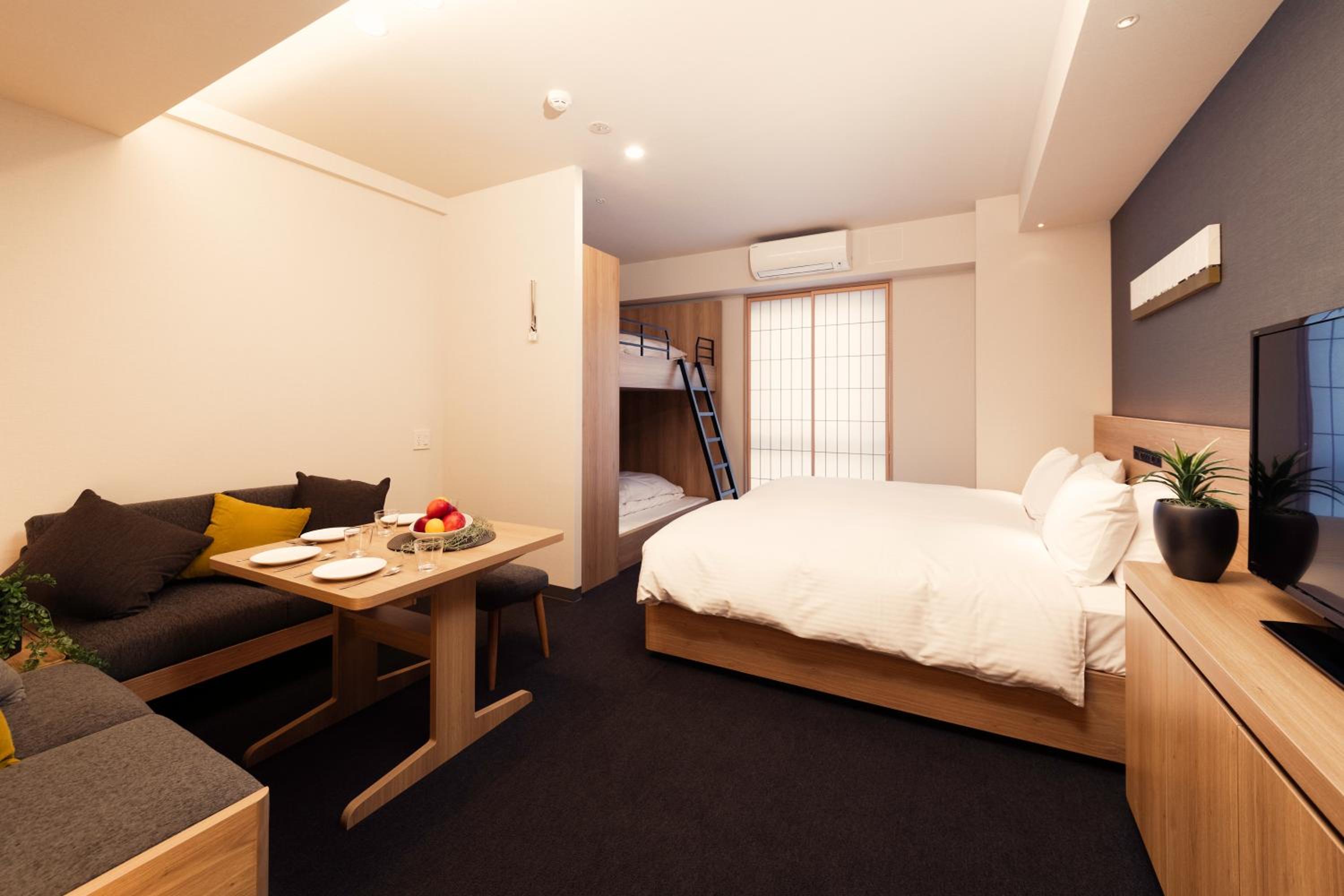 Family Apartment photo 1
