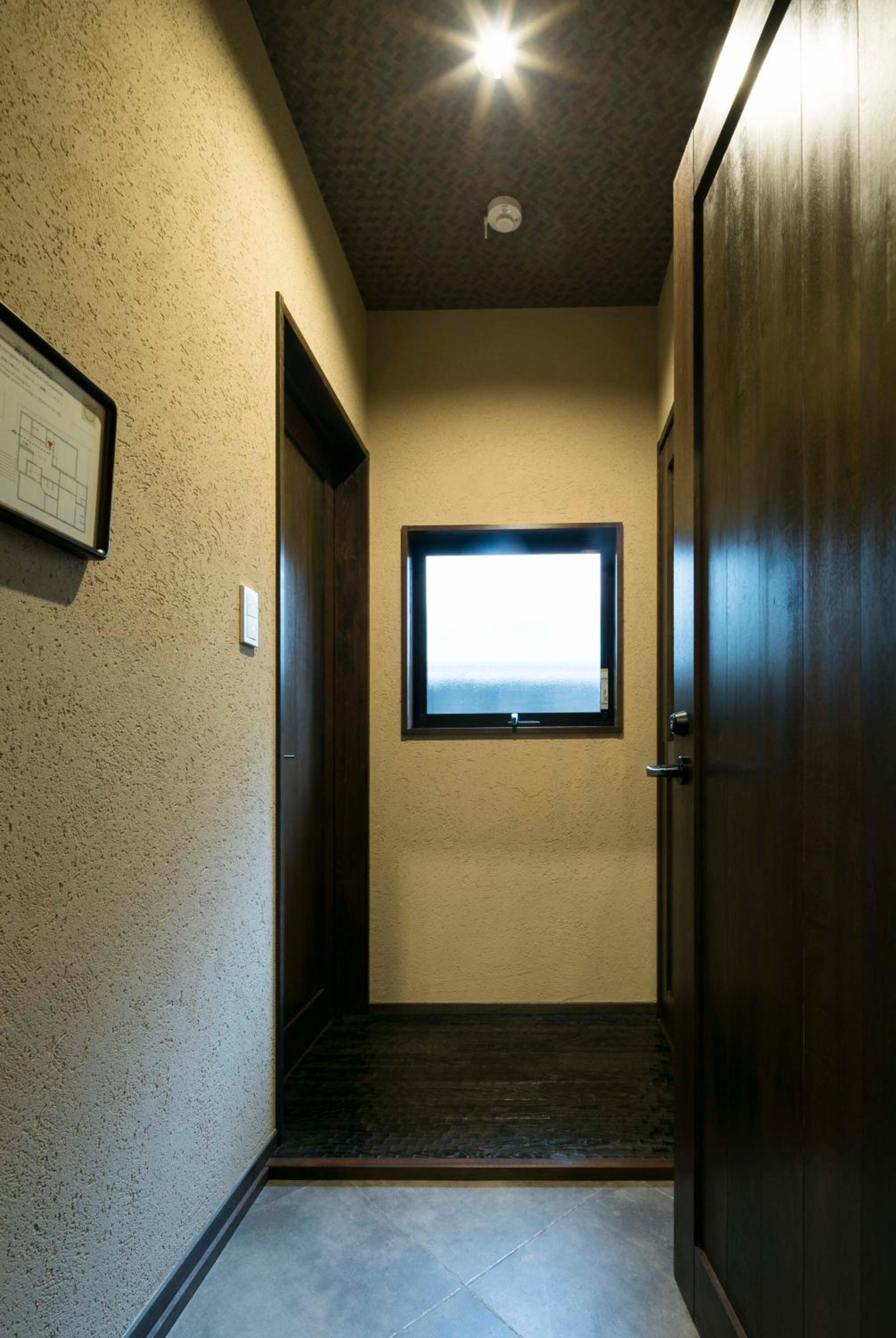Standard Twin Room - Photo 3