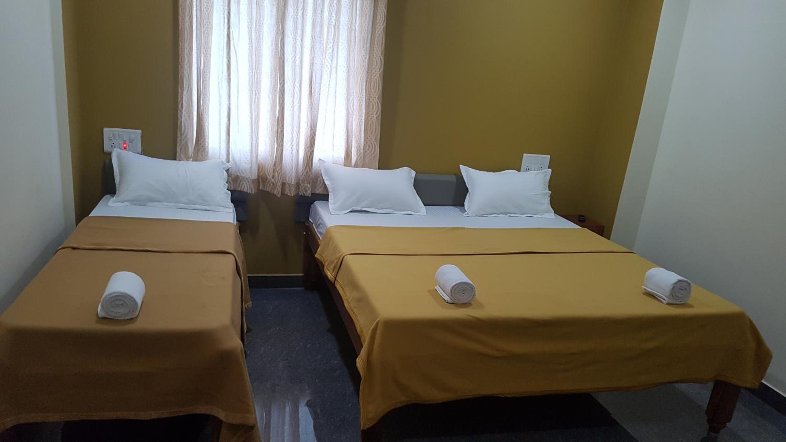 Deluxe Triple Room