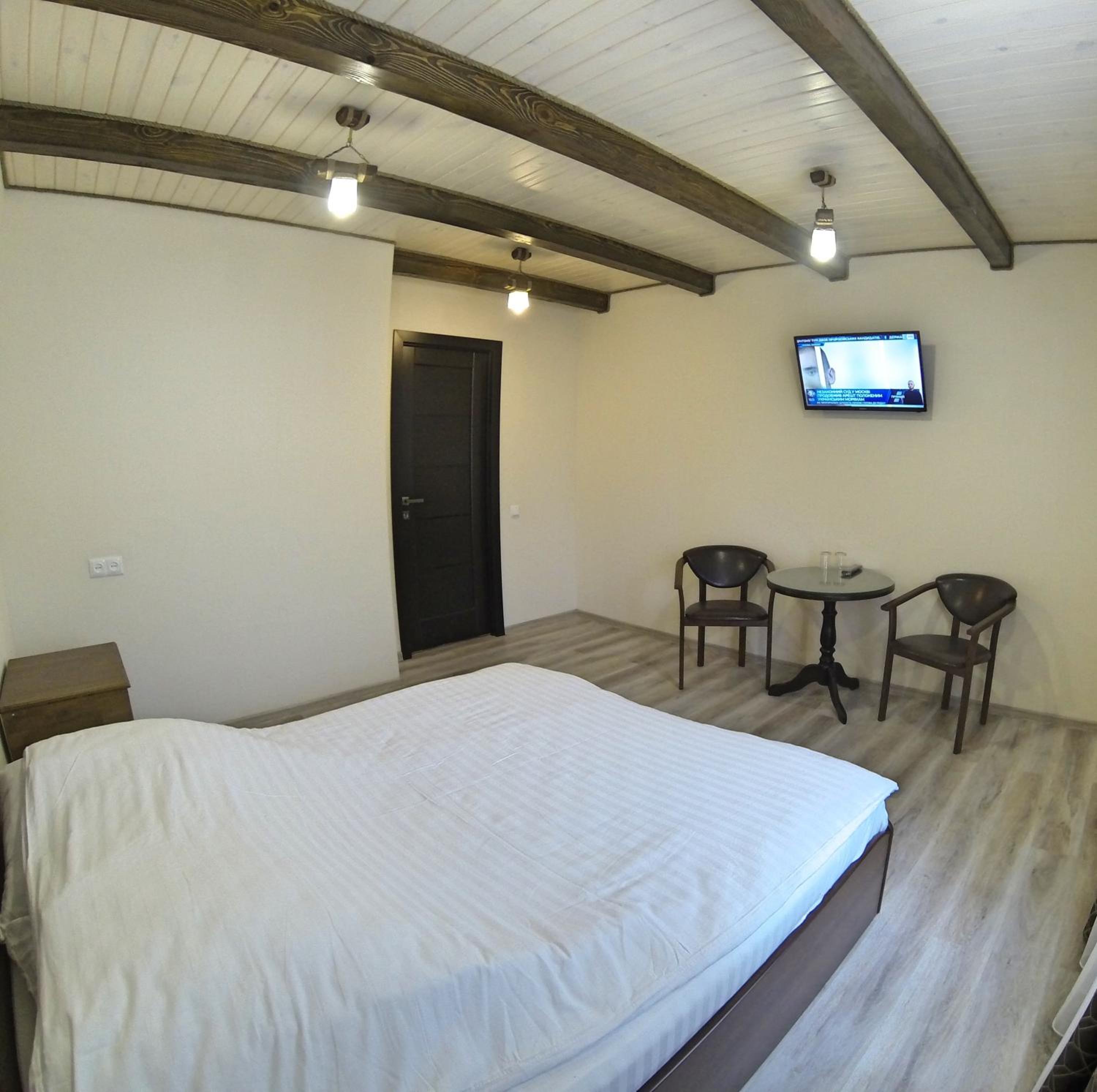 Family Room photo 3