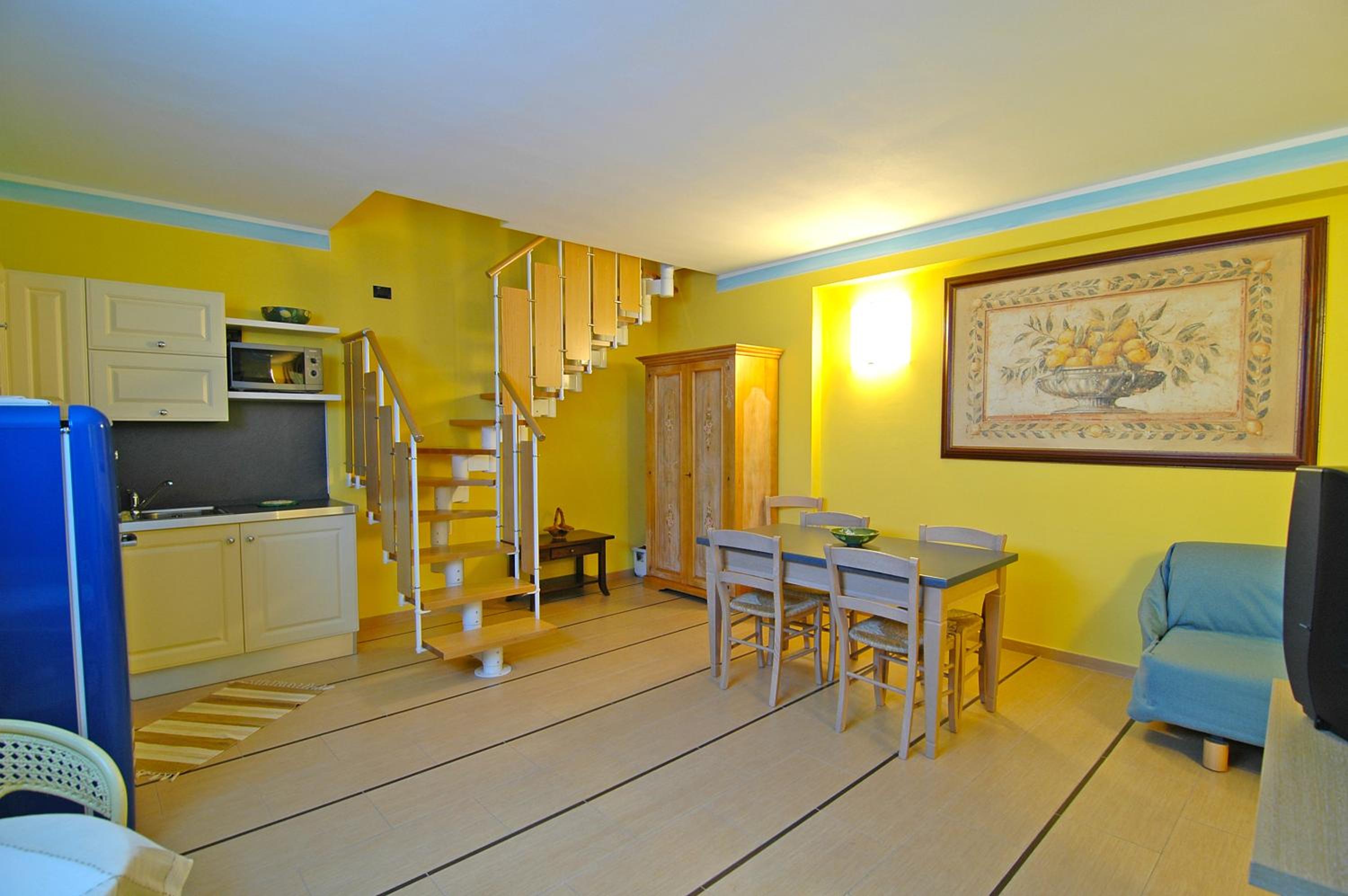 Two-Bedroom Apartment (5 Adults) photo 3