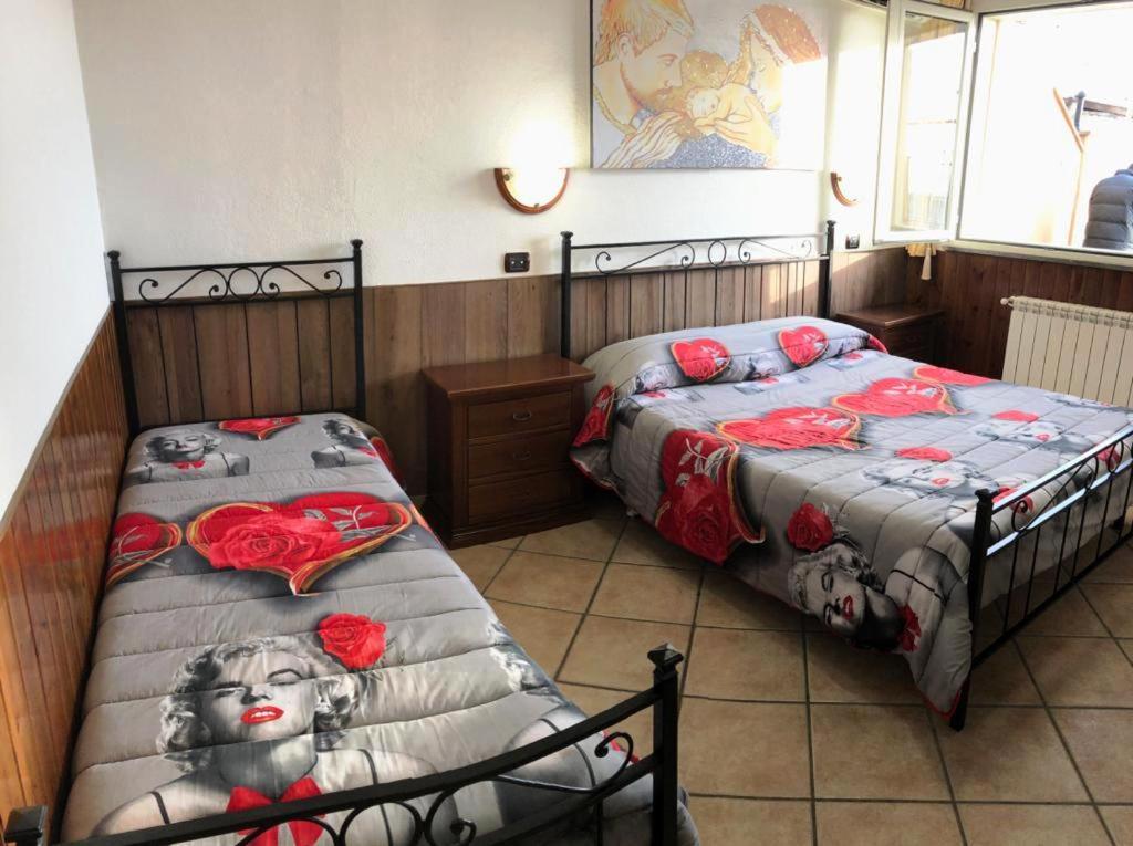 Deluxe Double Room with Sea View - Photo 4