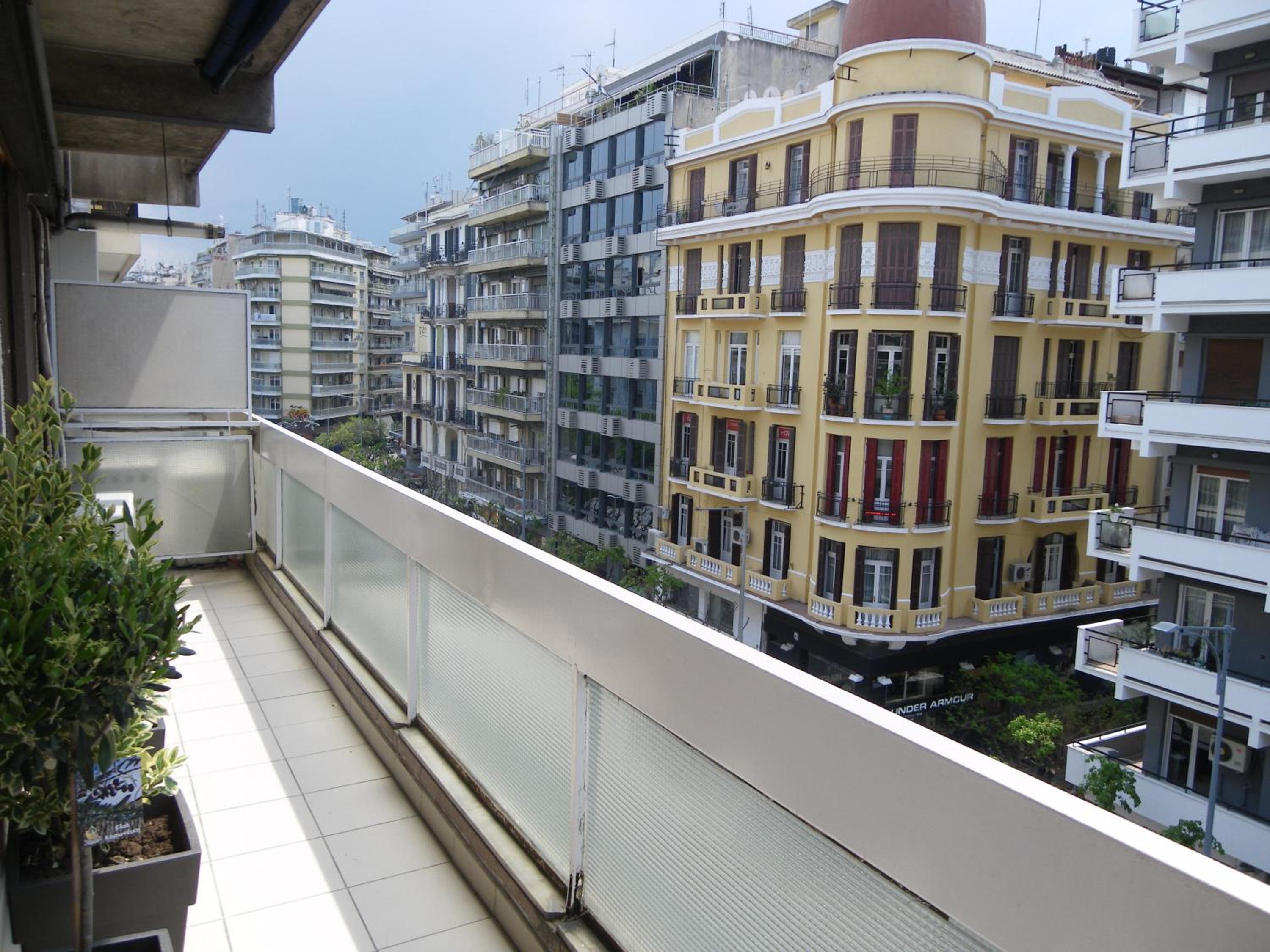 Apartment - Photo 33