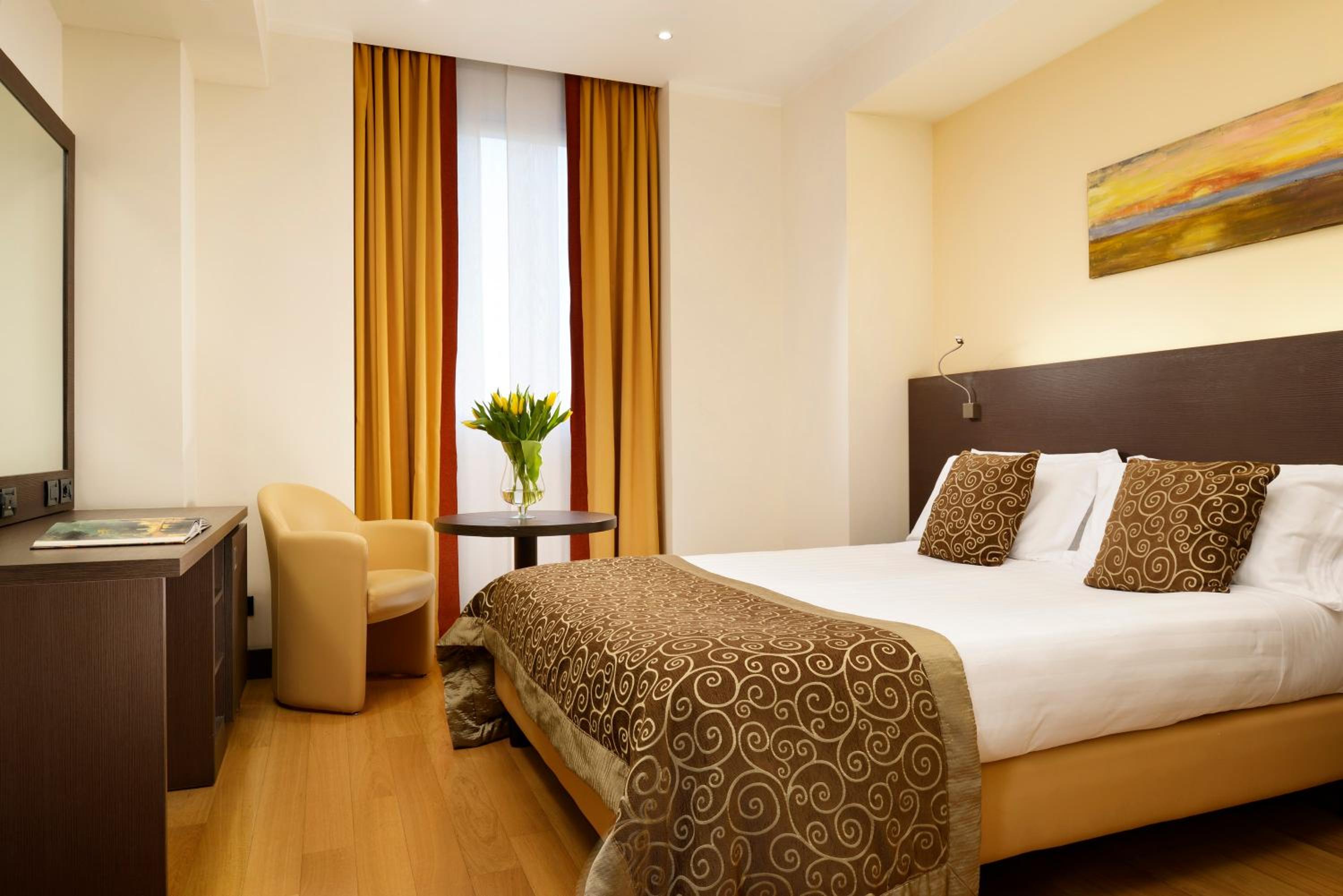 Economy Double or Twin Room - Photo 3