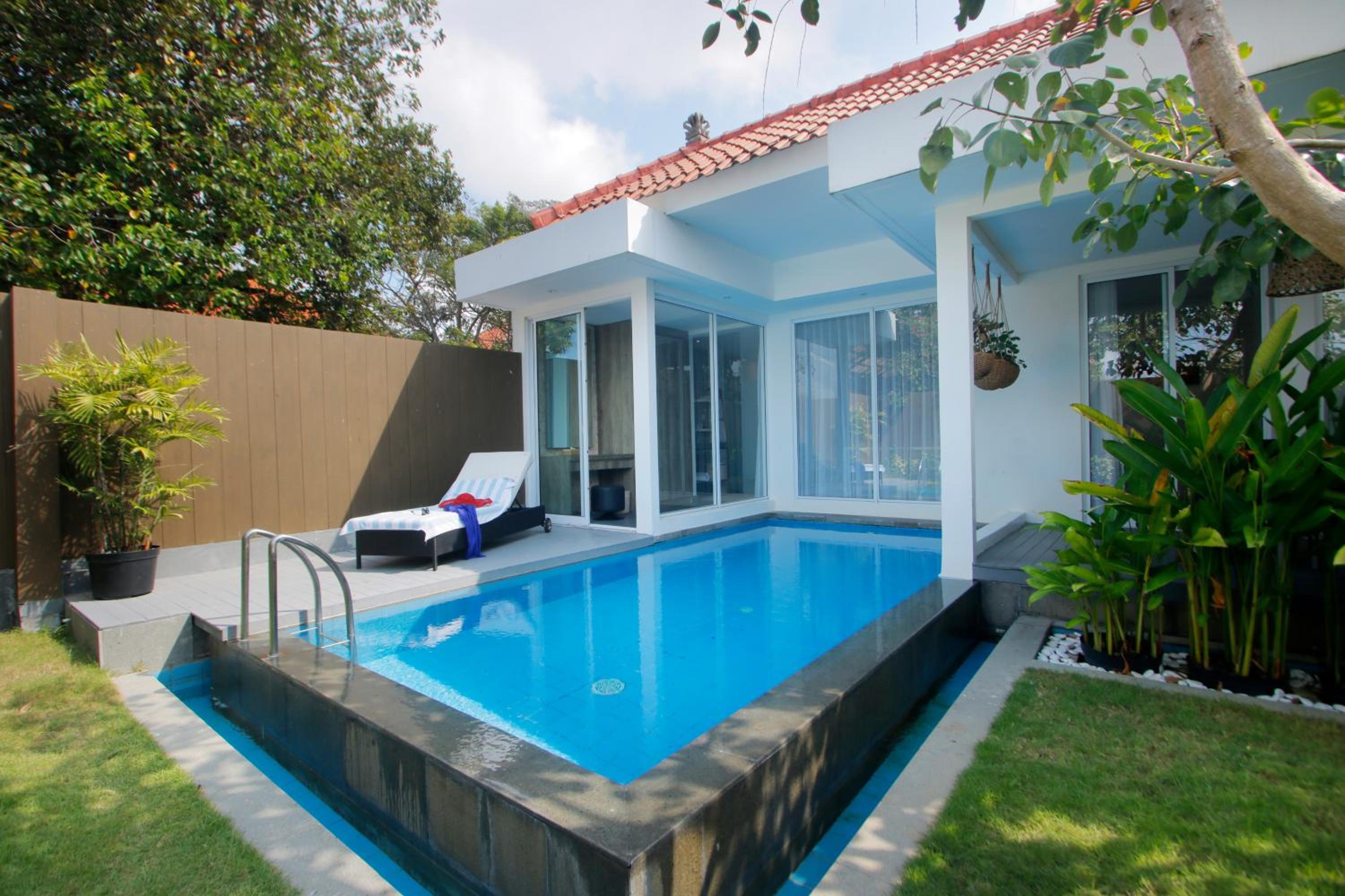 Deluxe One-Bedroom Villa with Private Pool