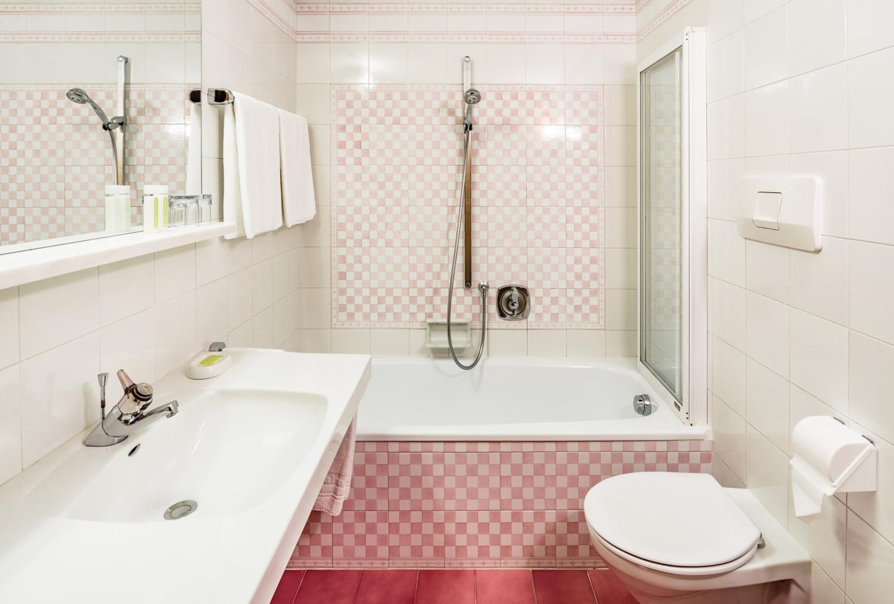 Superior Double Room - Photo 8