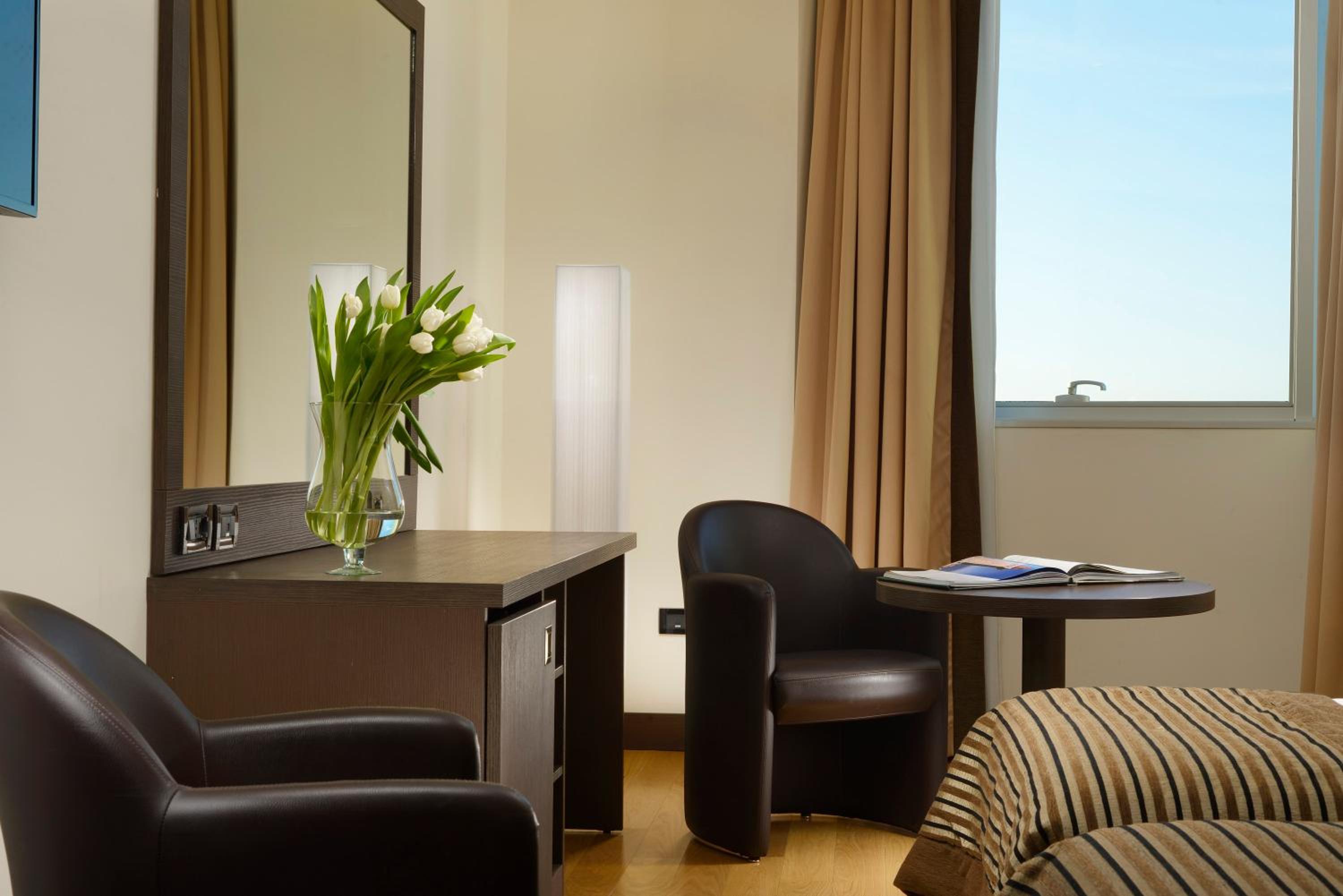 Economy Double or Twin Room - Photo 2