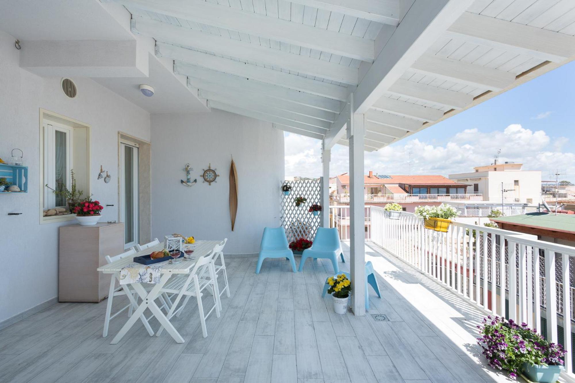 Holiday Home with Sea View photo 2