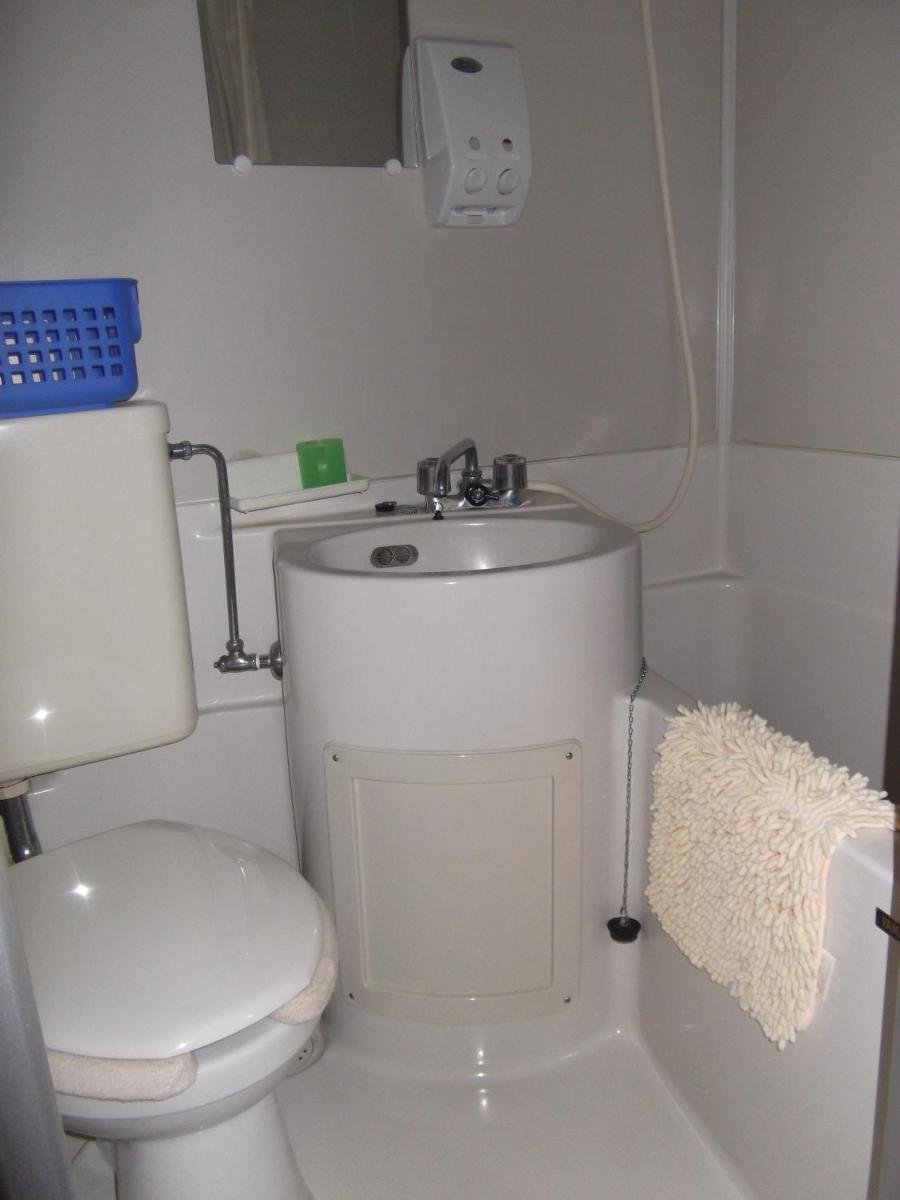 Triple Room with Bathroom - Photo 2