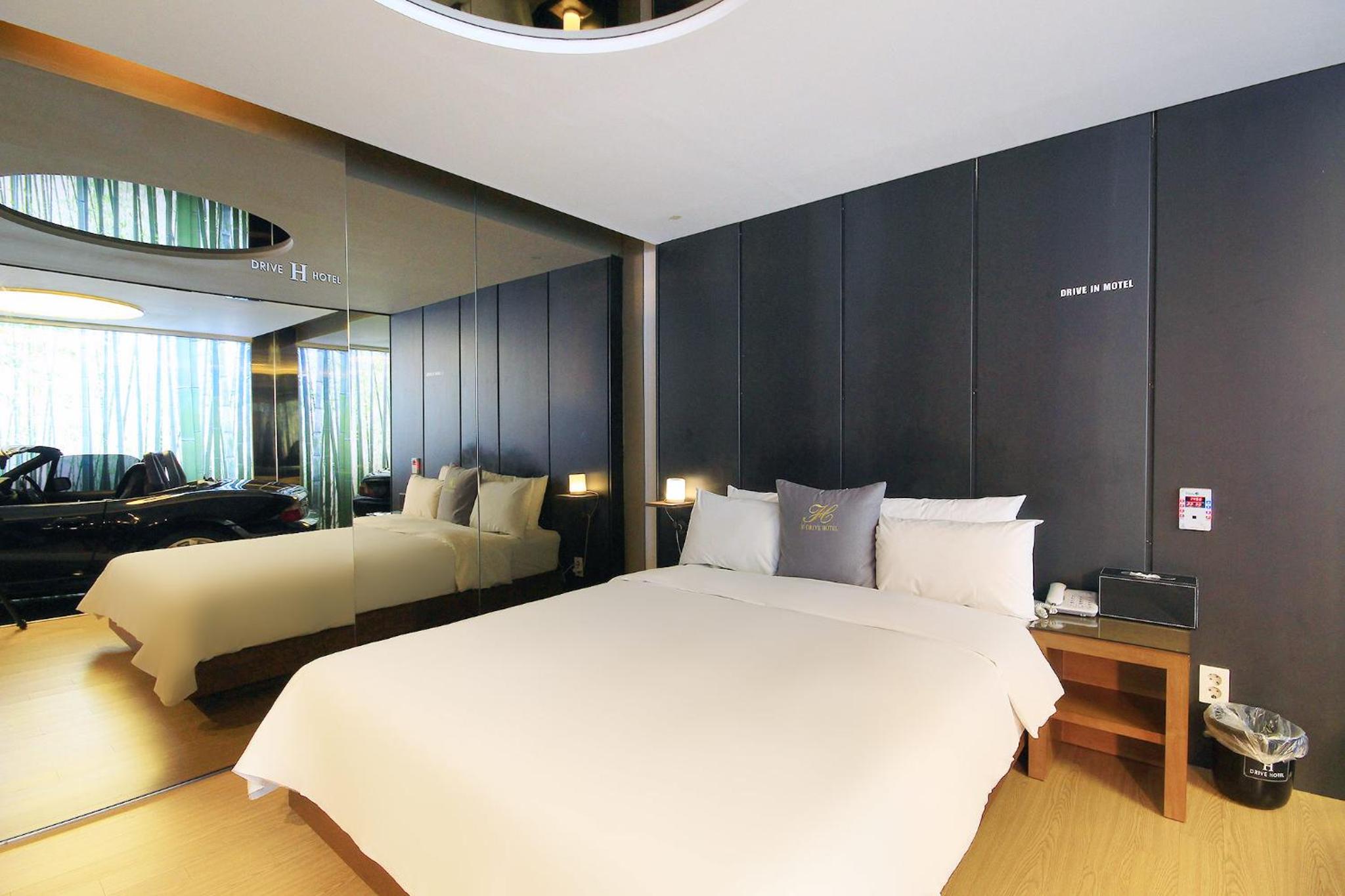 King Suite photo 2
