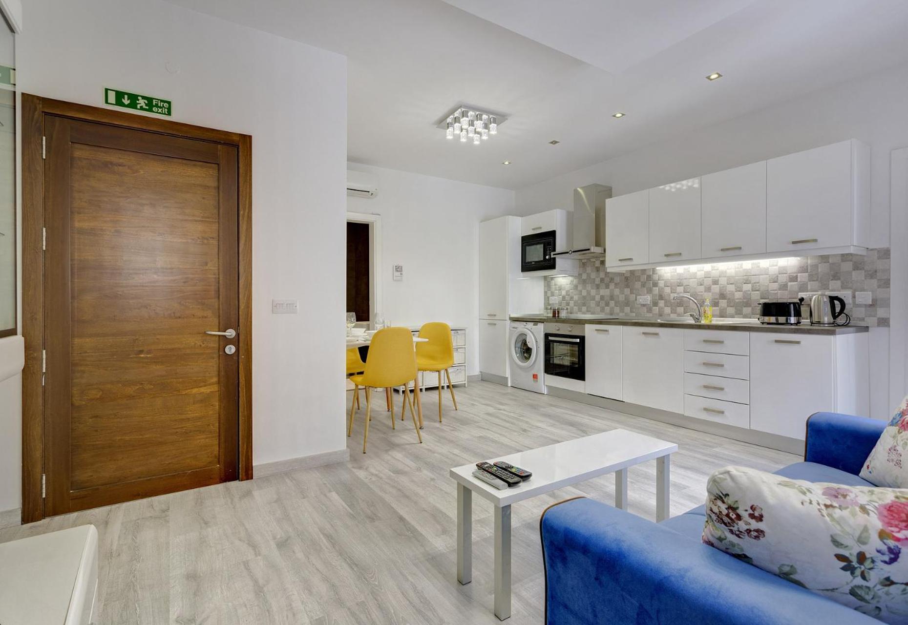 One-Bedroom Apartment