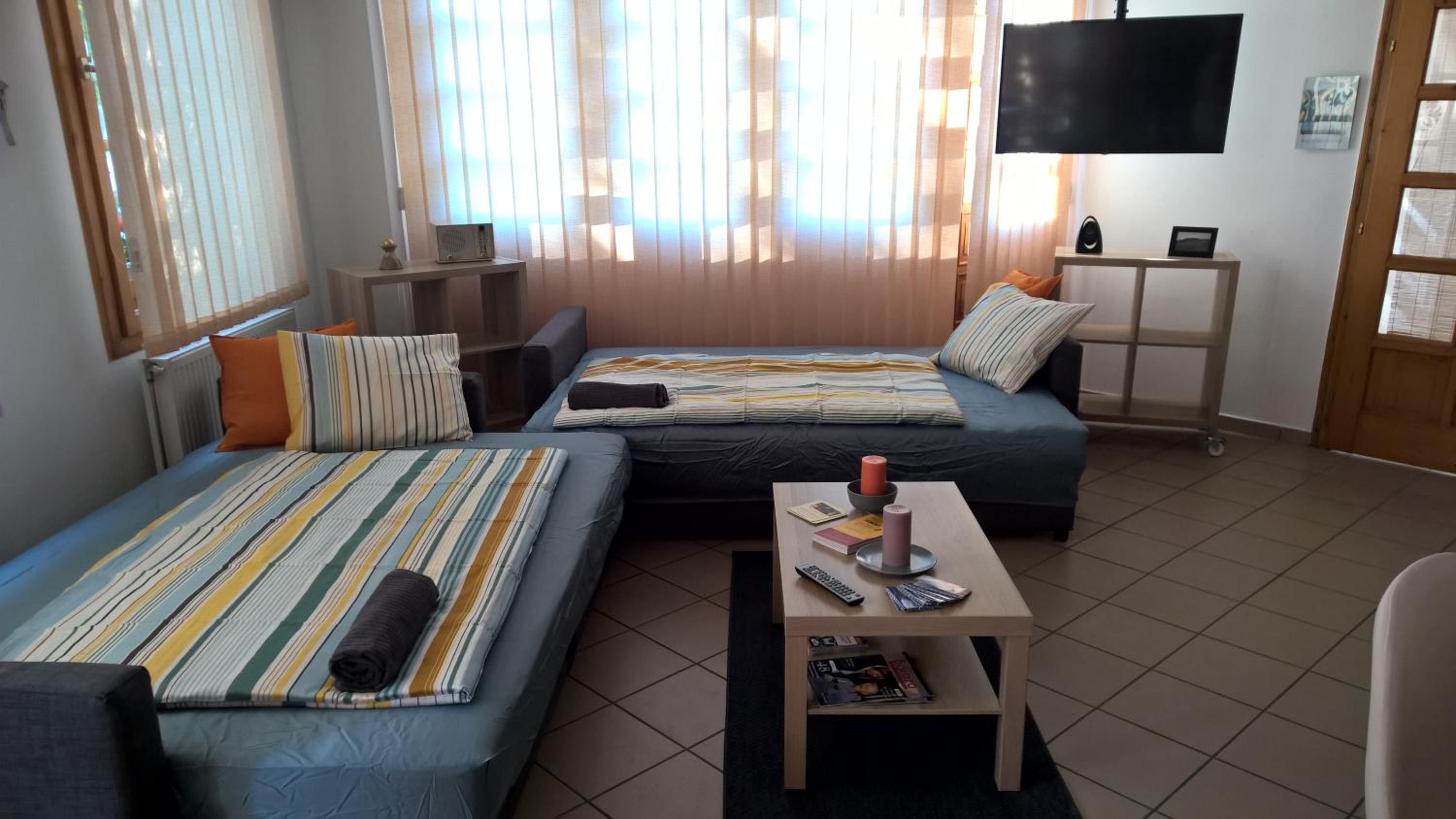 One-Bedroom Apartment - Photo 6