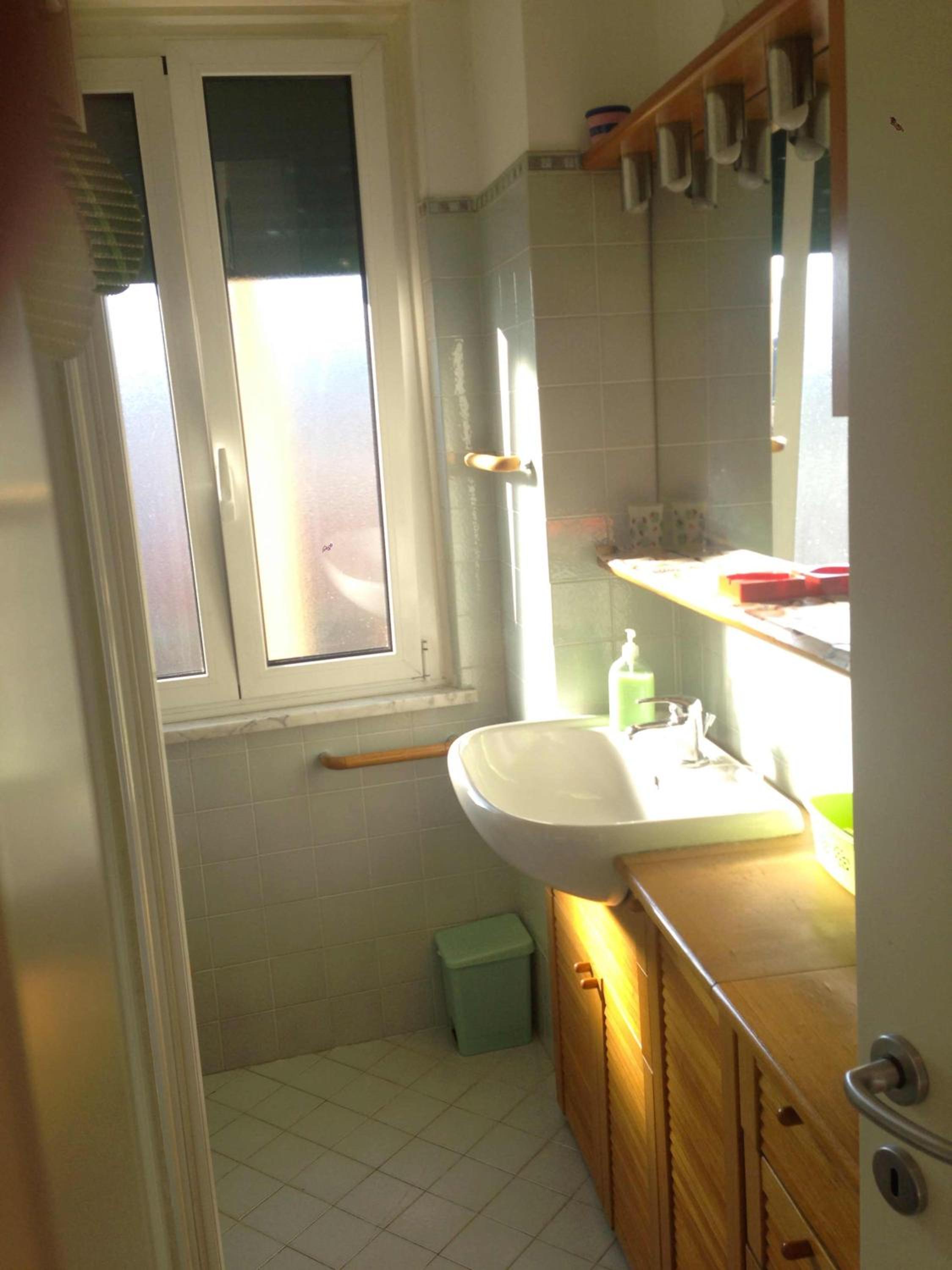 Two-Bedroom Apartment - Photo 7