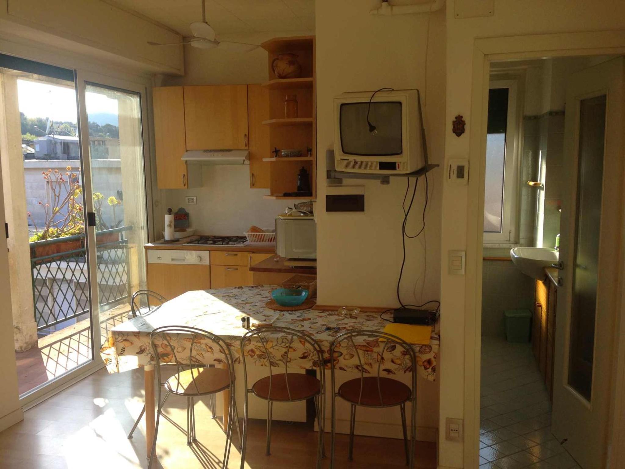 Two-Bedroom Apartment - Photo 18
