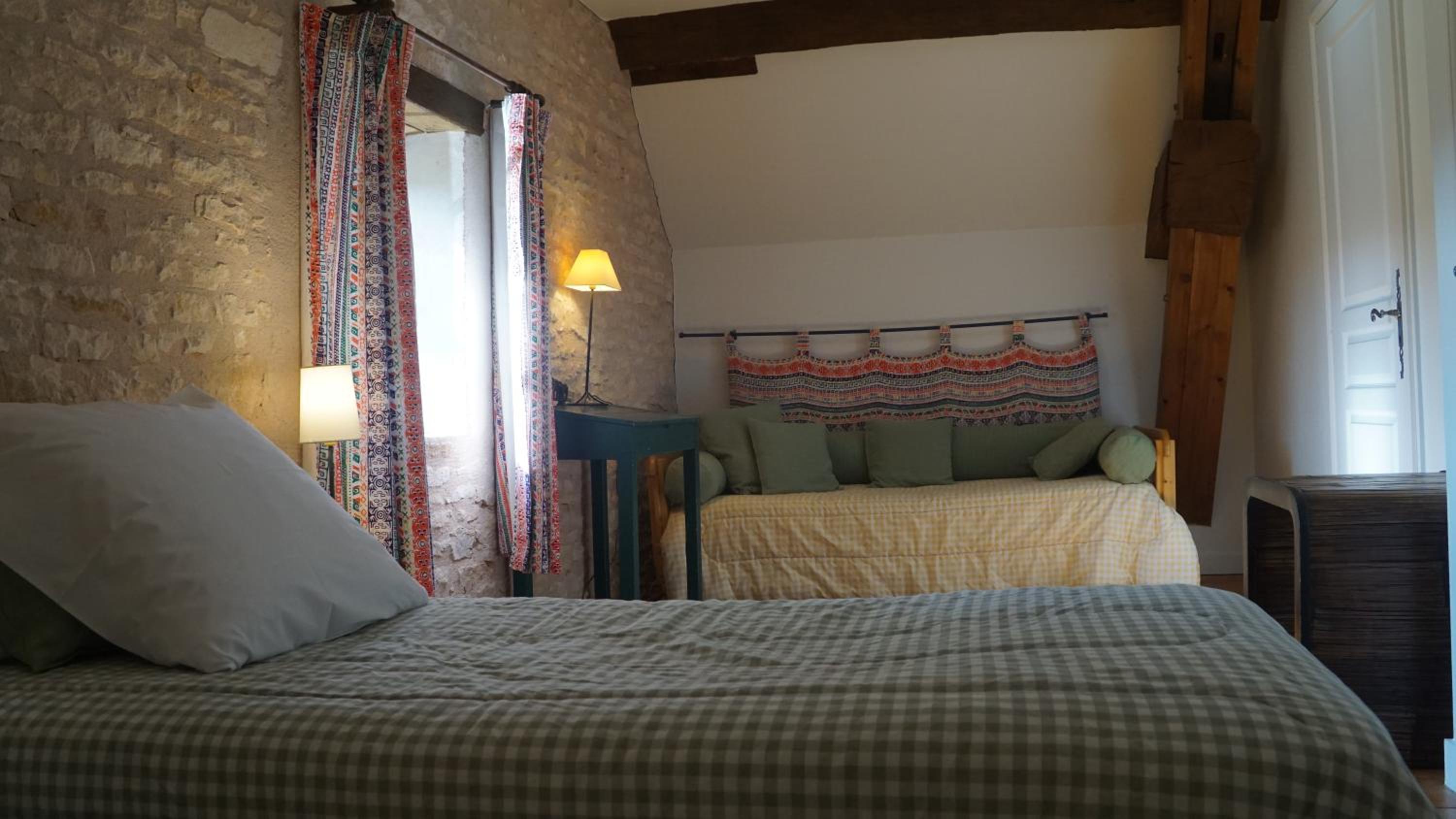 Family Studio - Photo 5