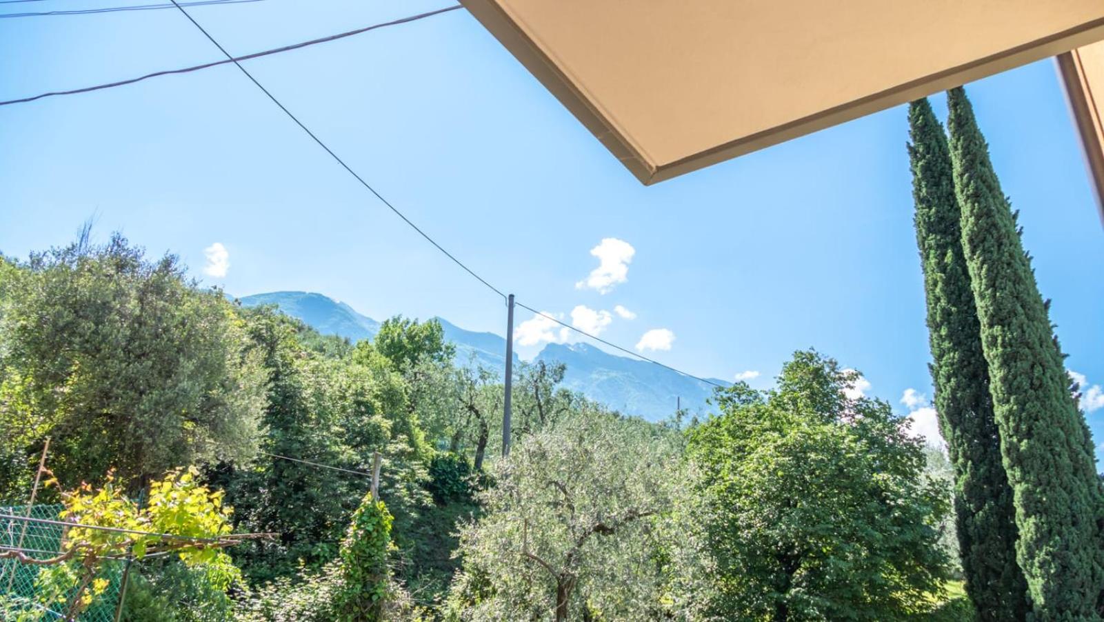 Double or Twin Room with Mountain View photo 2