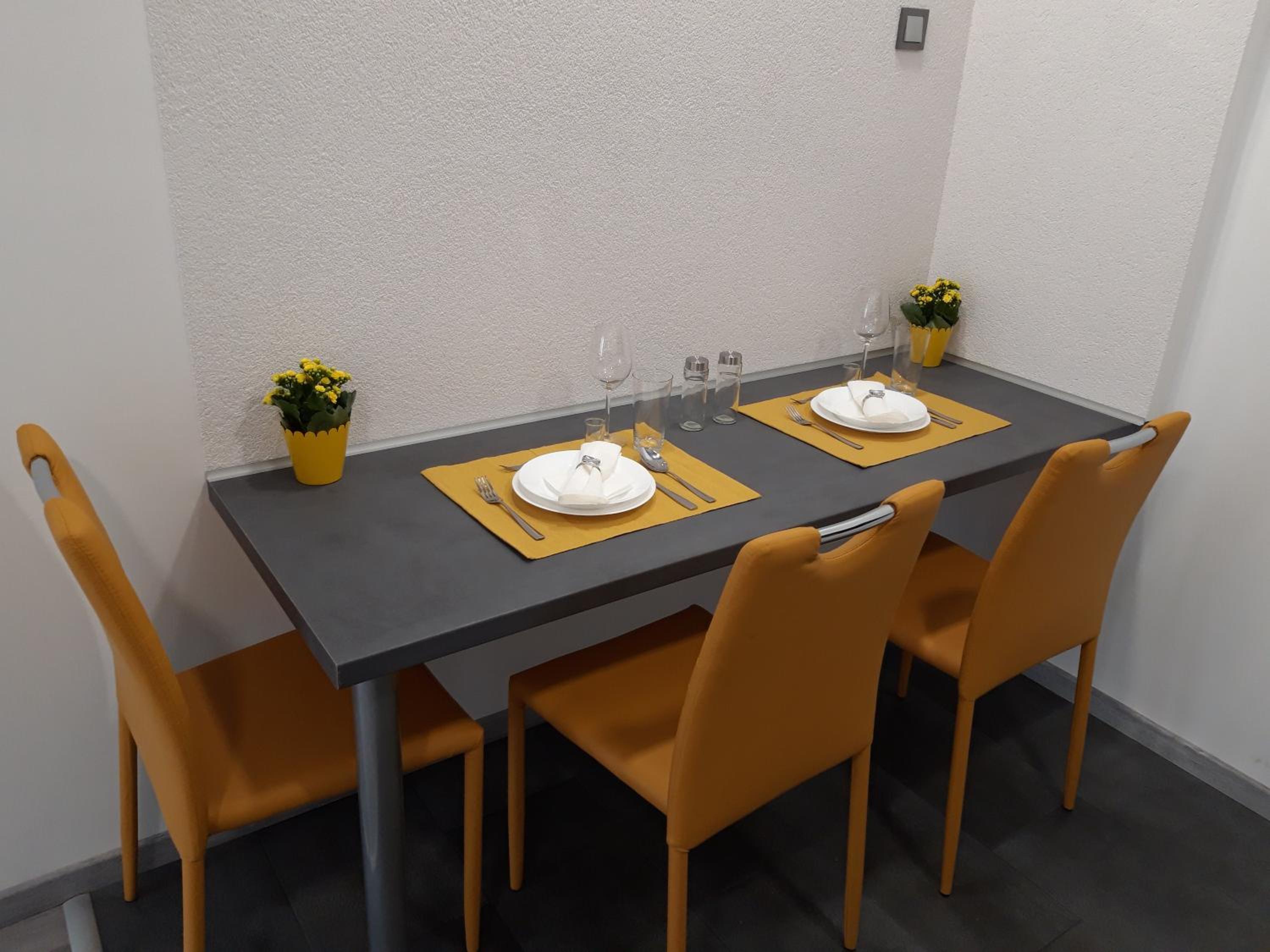 One-Bedroom Apartment - Photo 10