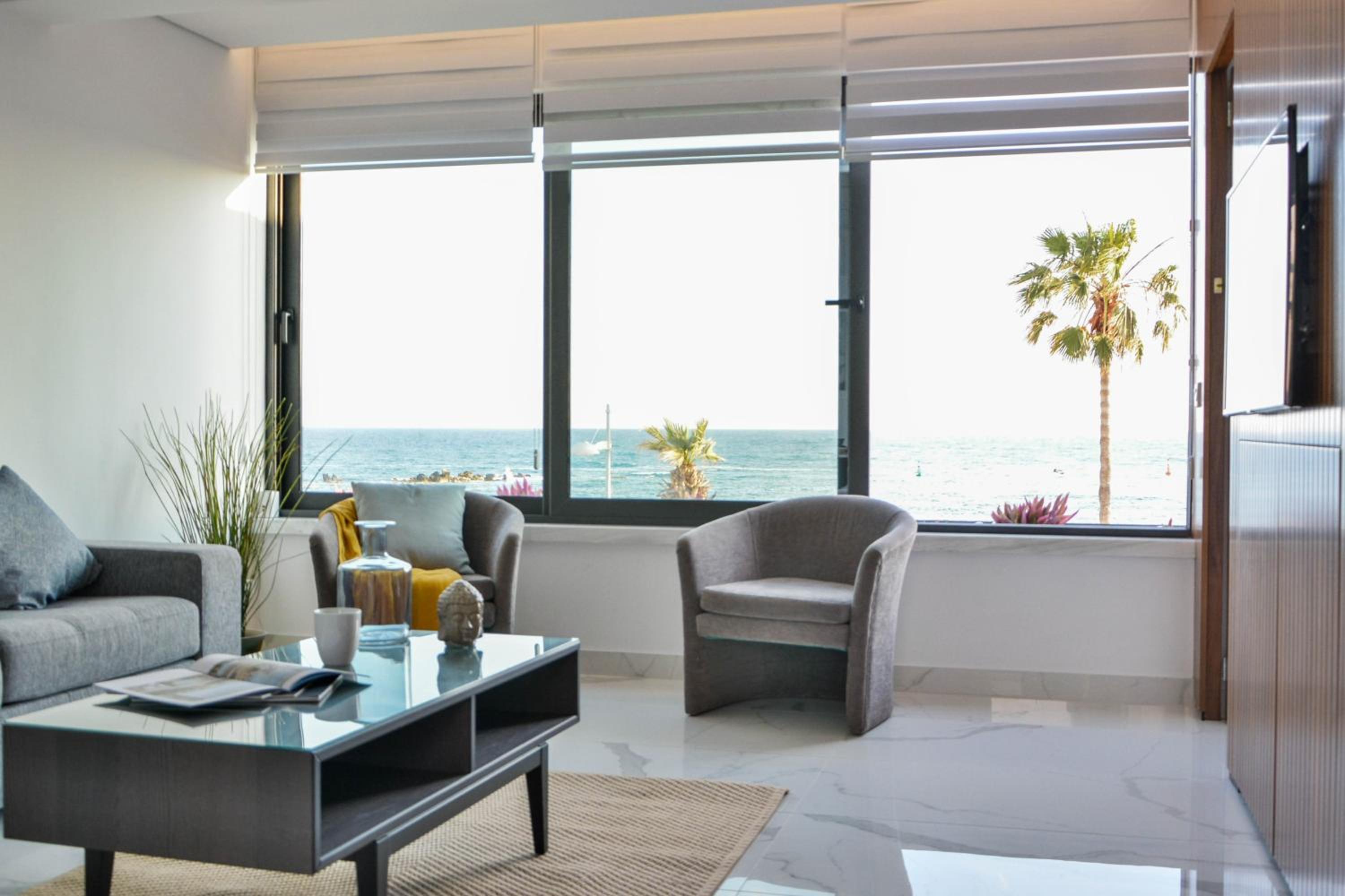 Apartment with Sea View photo 2