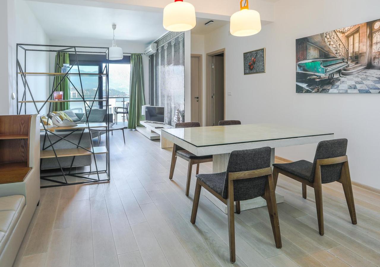 Apartment with Sea View photo 2