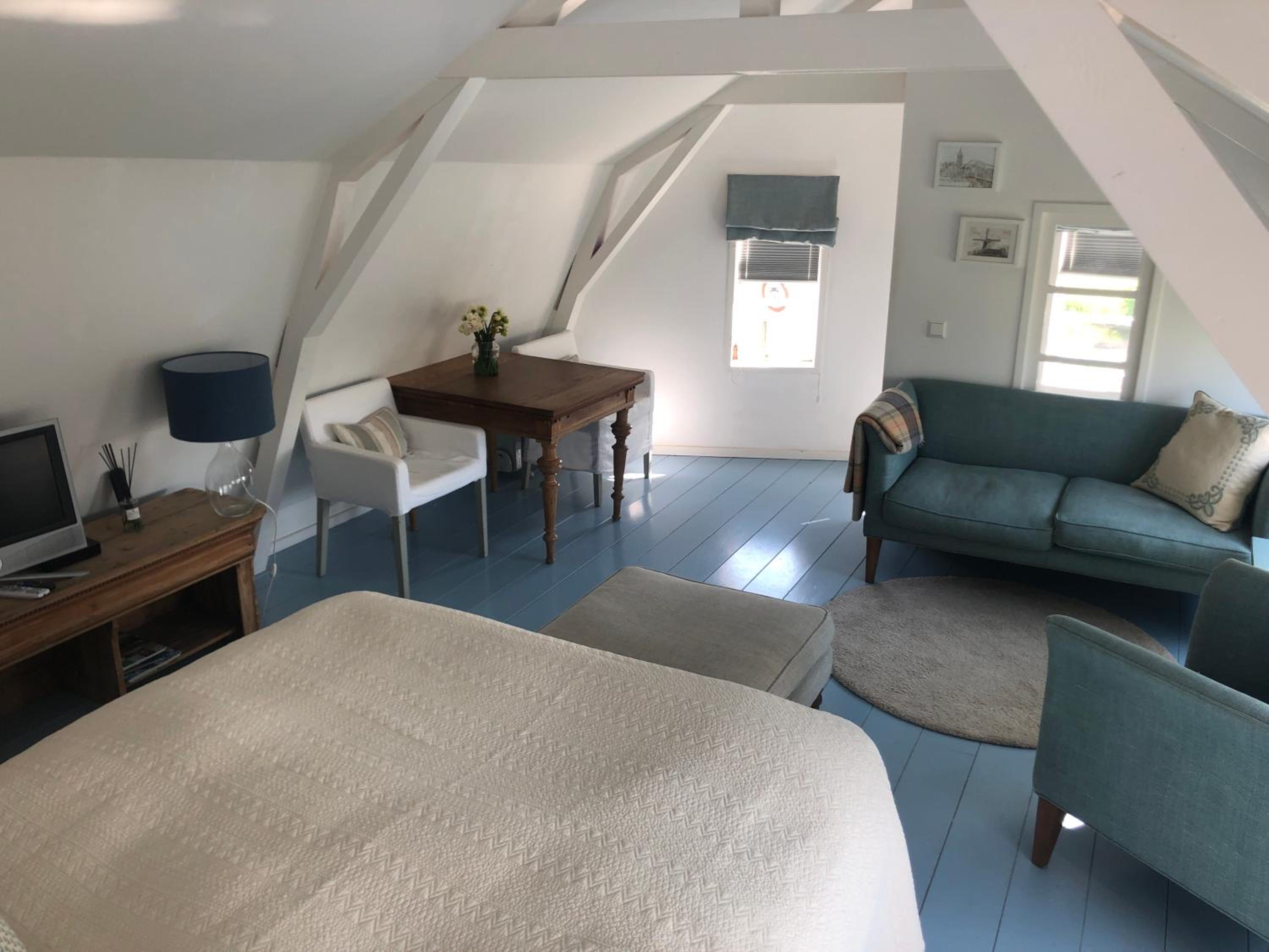 Double Room with Garden View - Photo 24