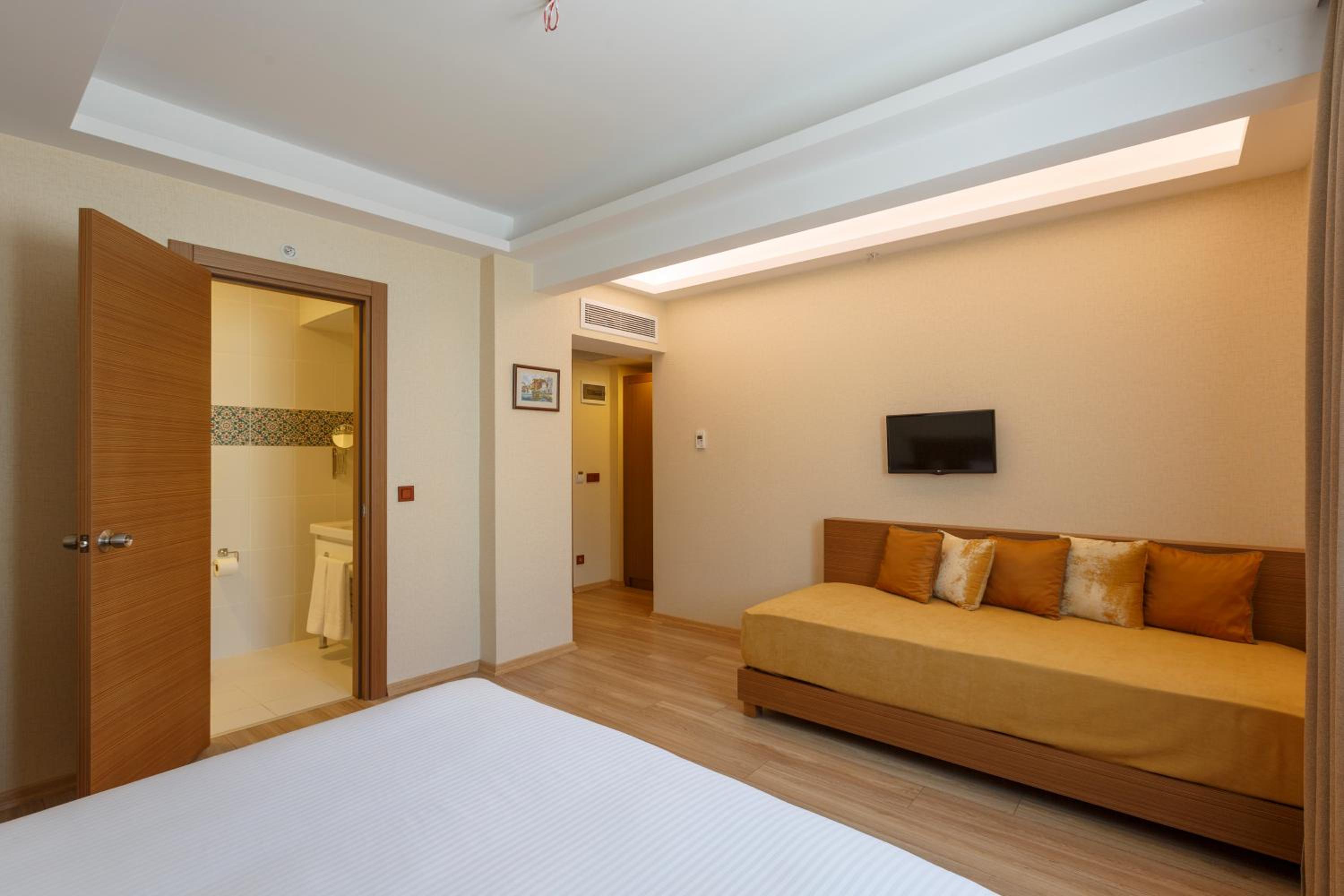 Standard Triple Room photo 1