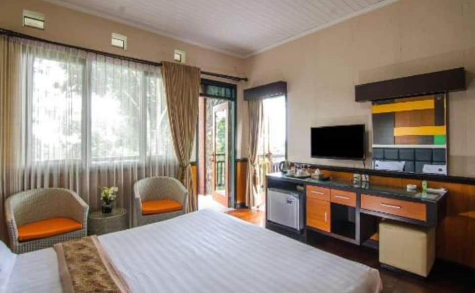 Deluxe Double Room - Photo 1