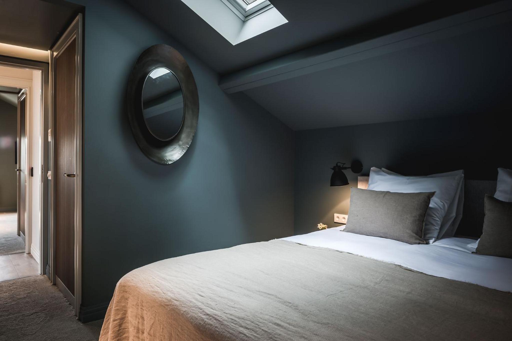 Deluxe Double Room - Photo 8