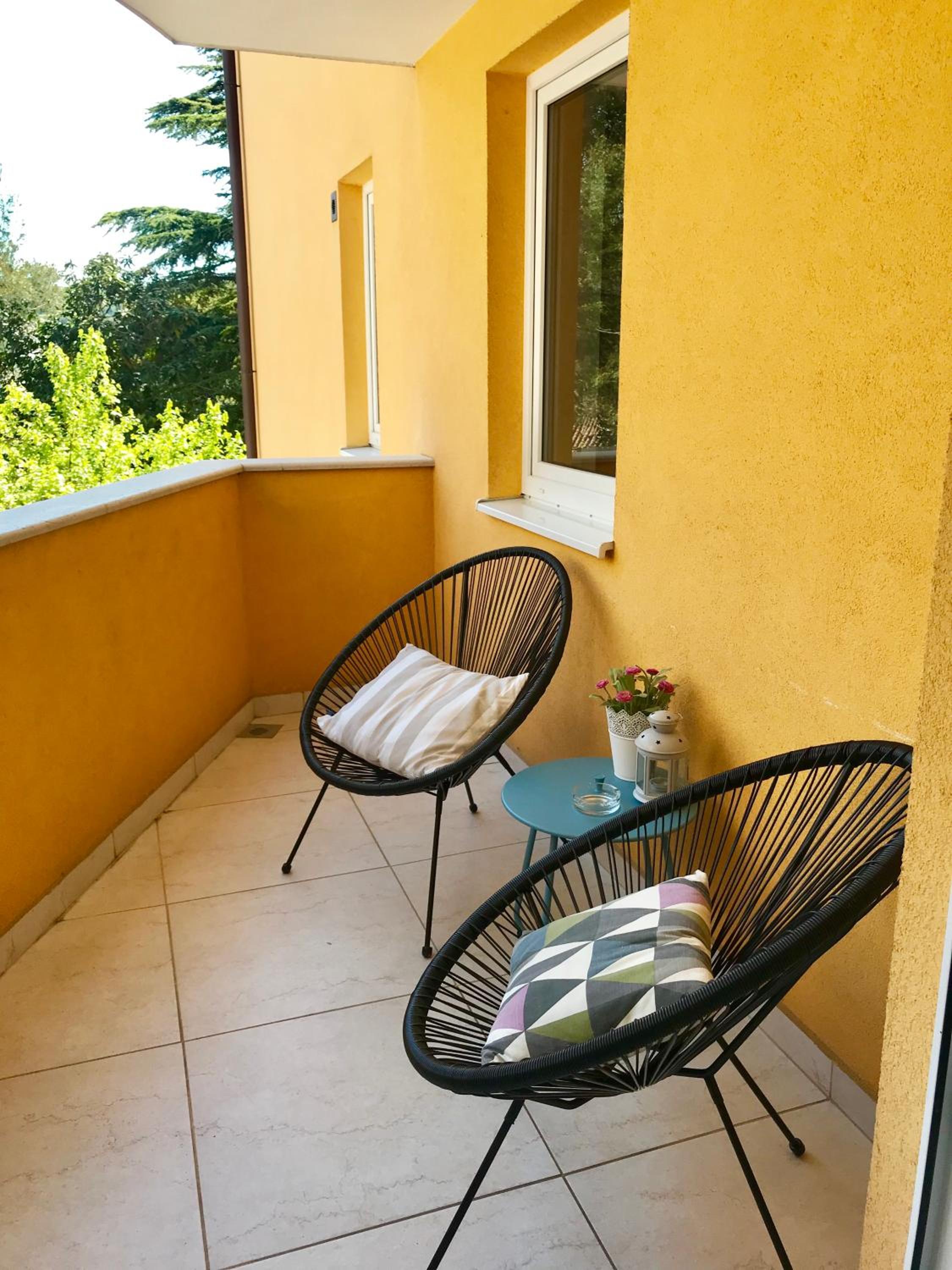 One-Bedroom Apartment with Balcony photo 2