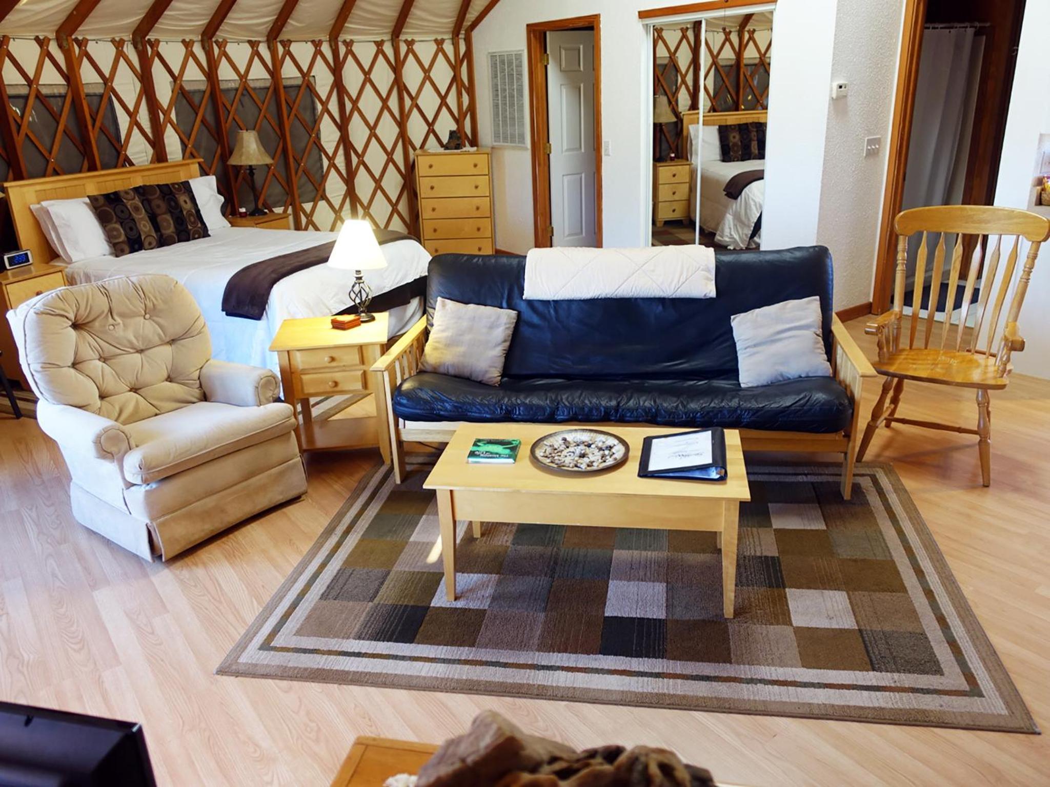 Deluxe Yurt Cabin - Photo 8