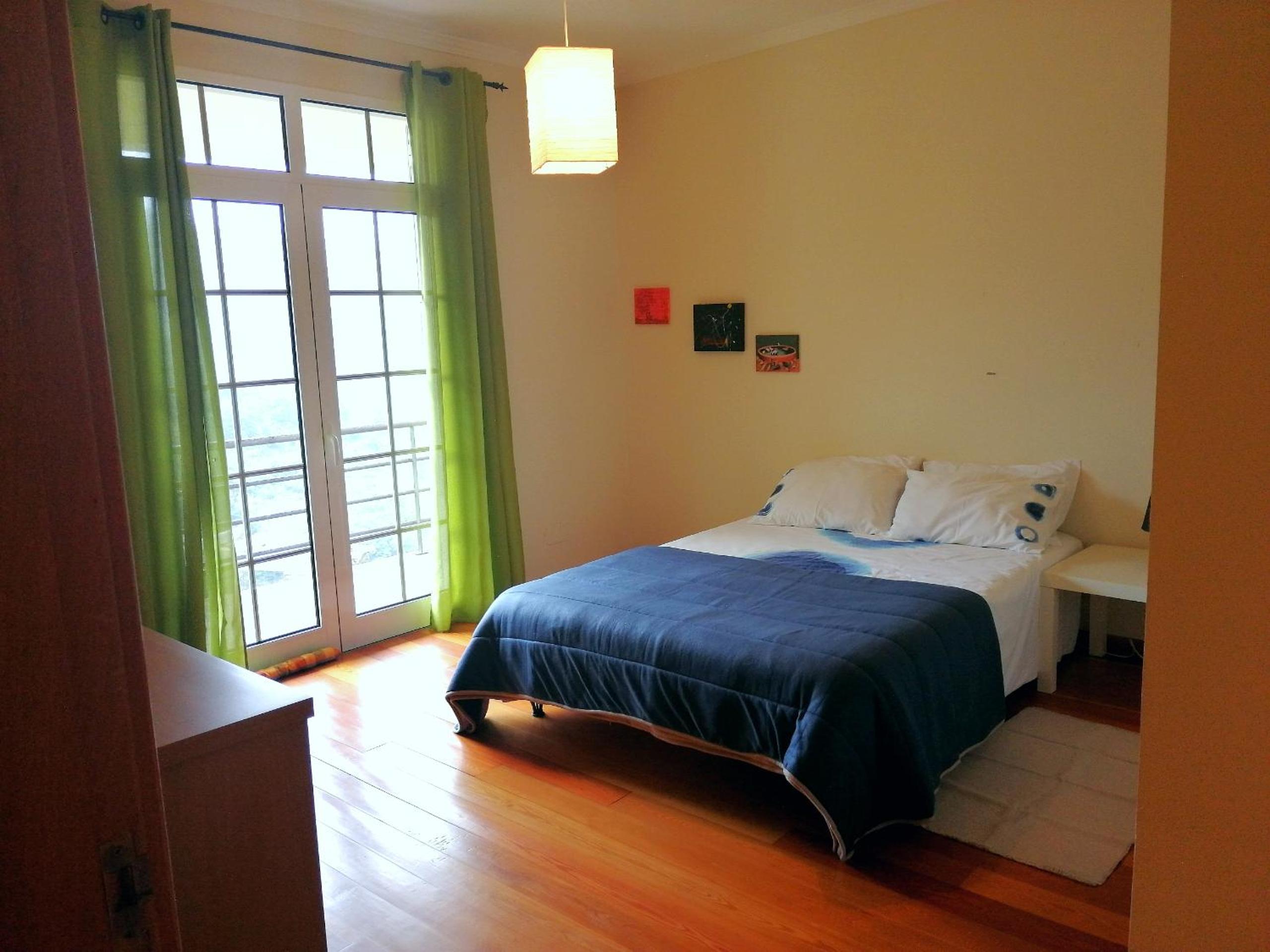 Four-Bedroom House photo 3