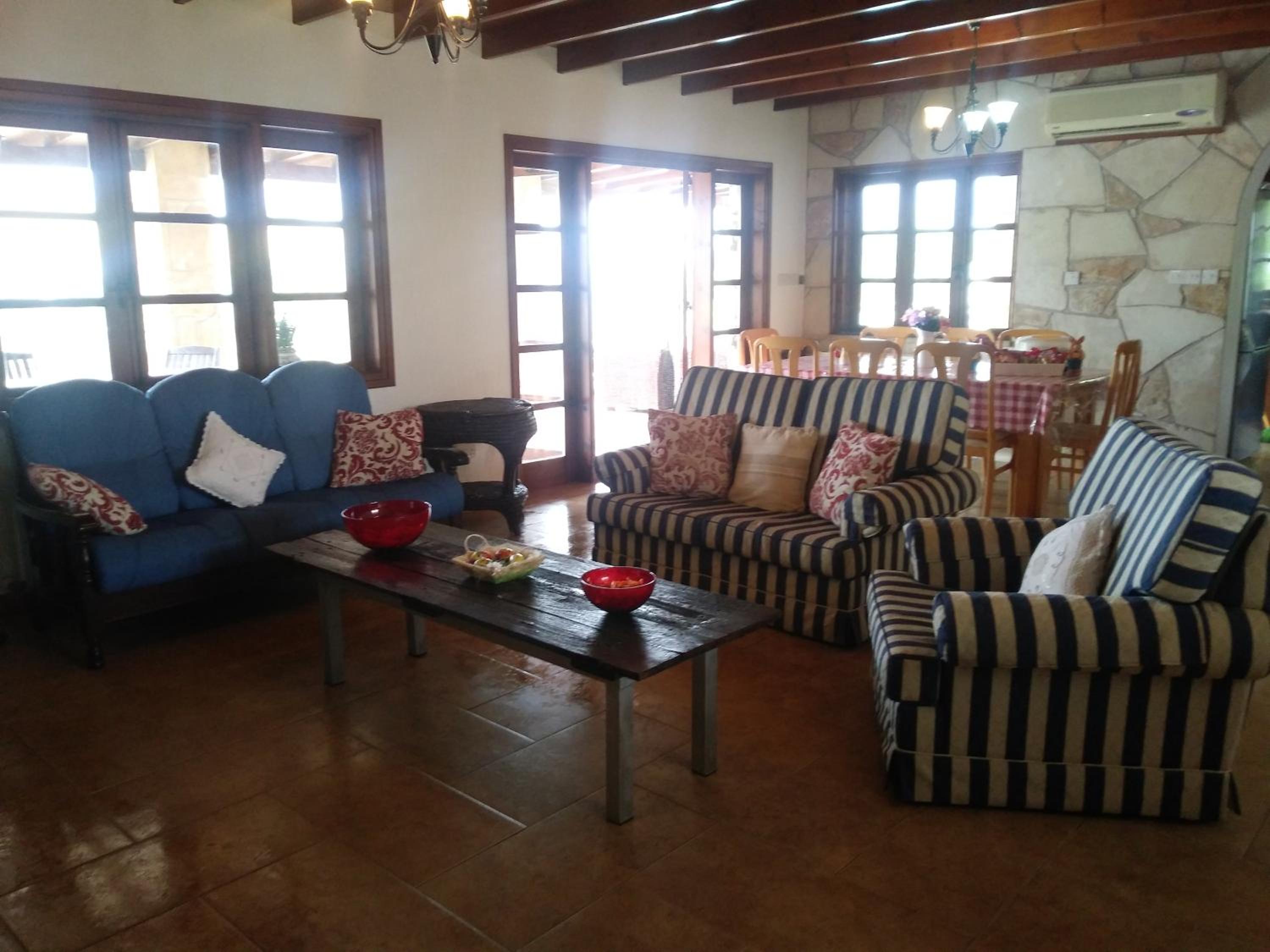Villa with Private Pool - Photo 67