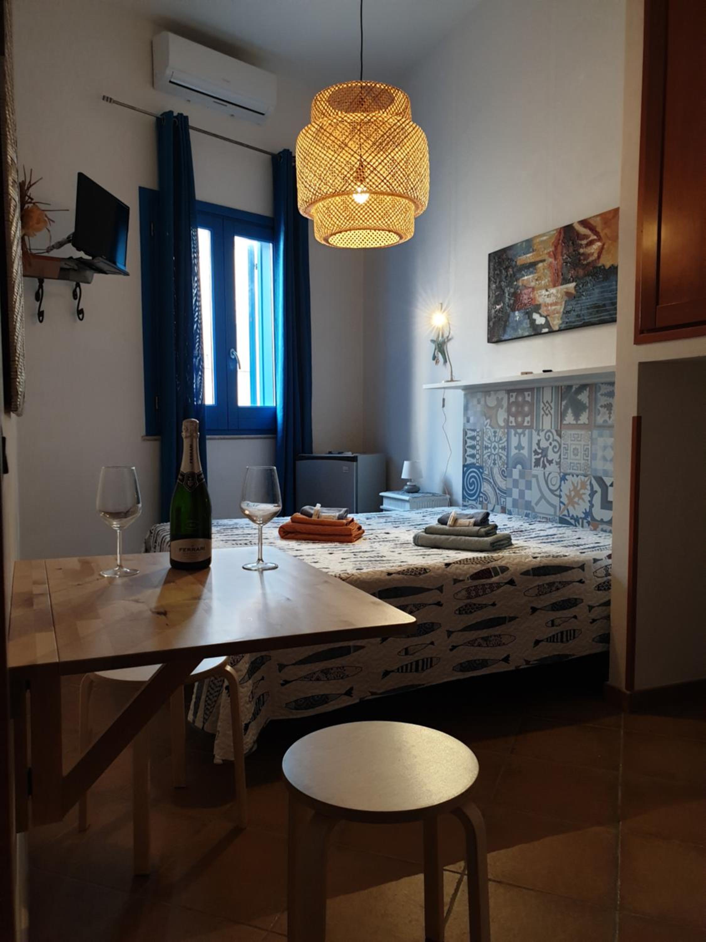 Double Room With Private Bathroom - Photo 2