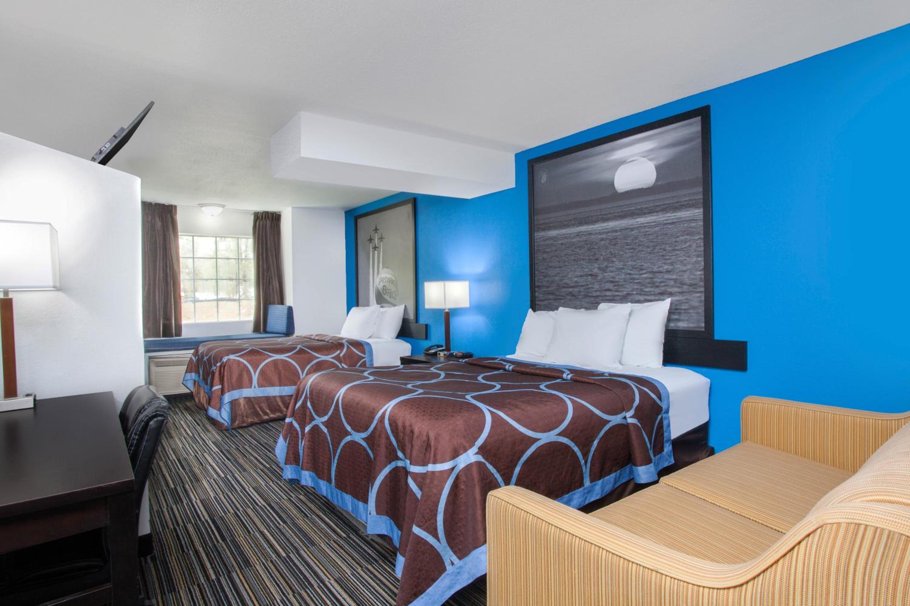 Studio Suite with Two Queen Beds - Mobility Access/Non-Smoking - Photo 1