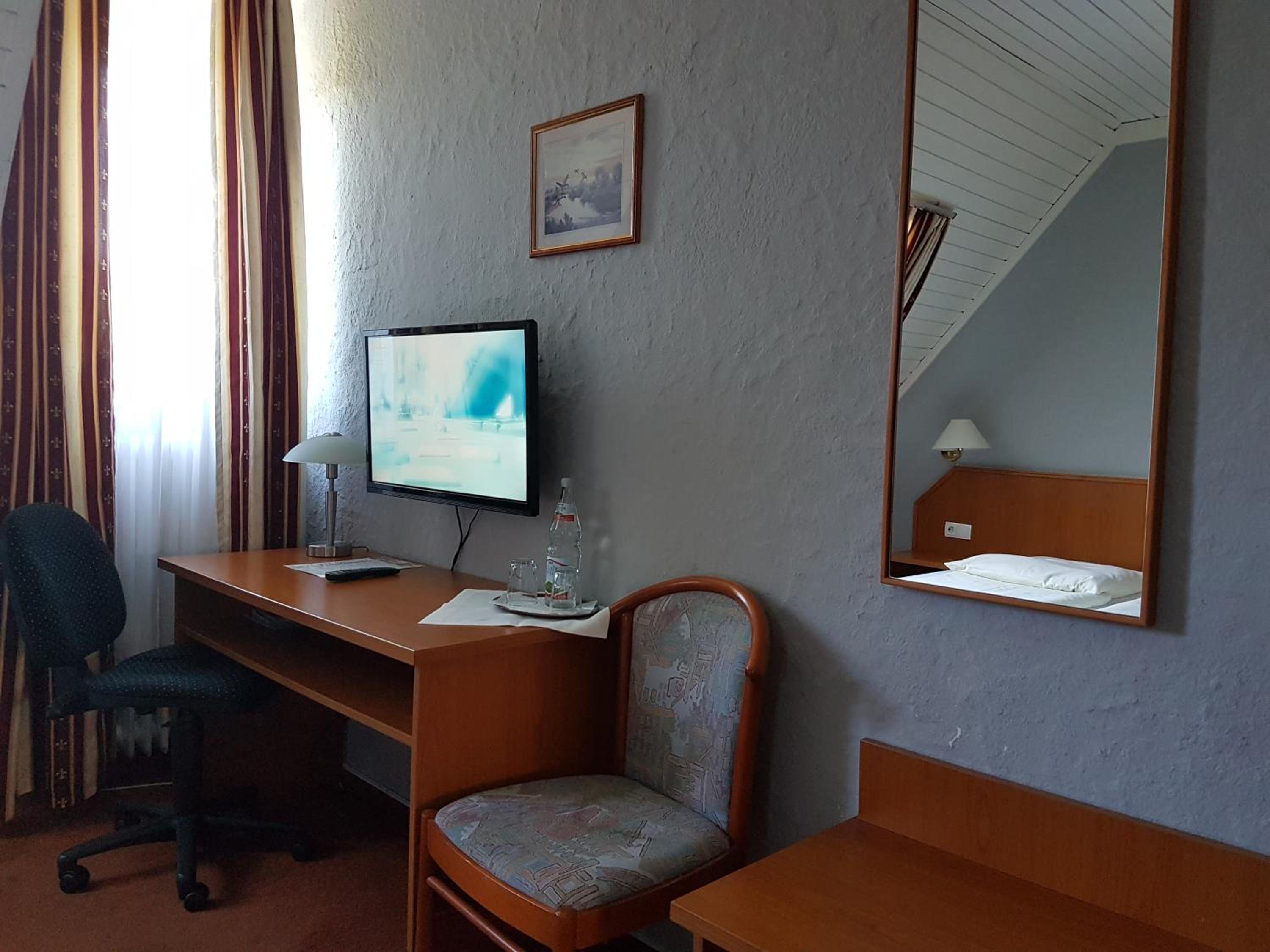 Double Room - Photo 5