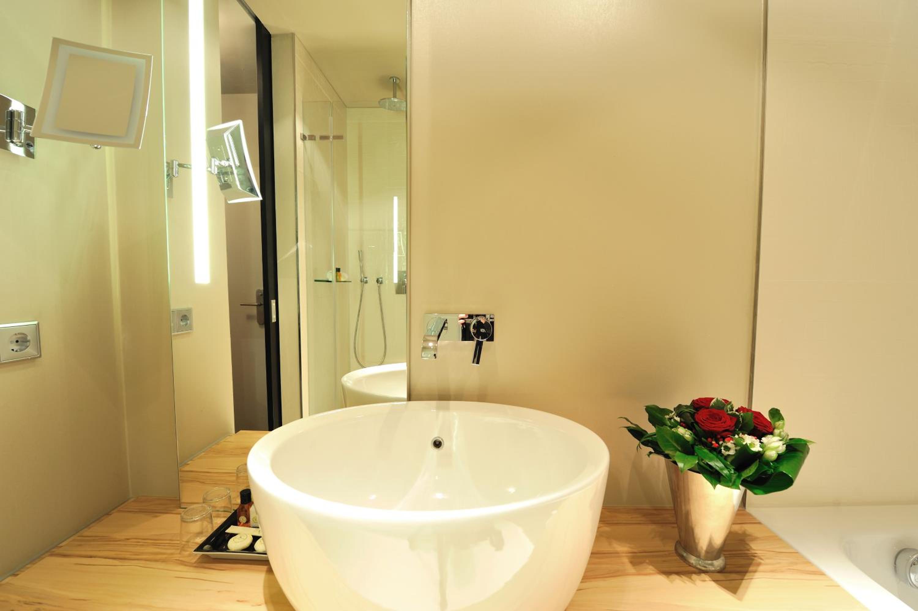 Deluxe Double Room - Photo 3
