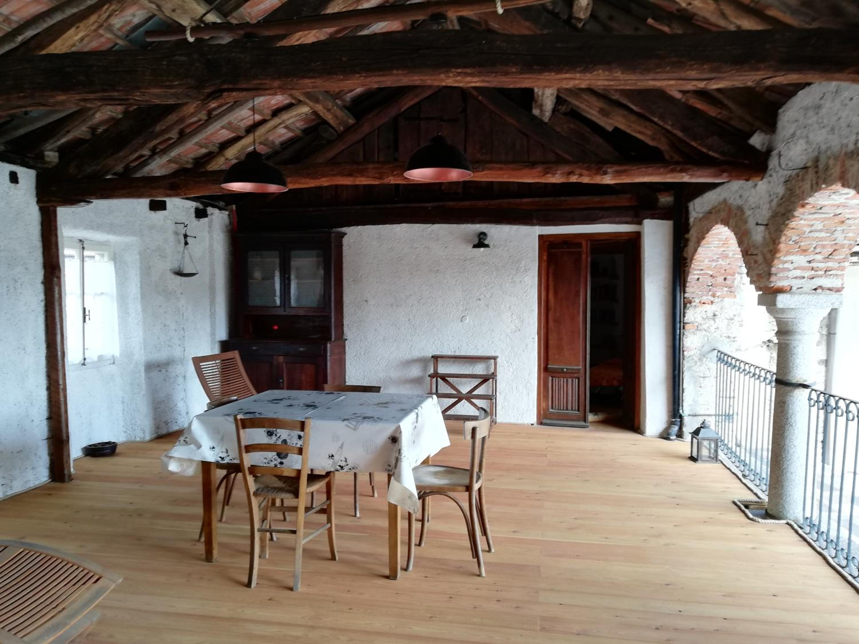Two-Bedroom Apartment - Photo 11