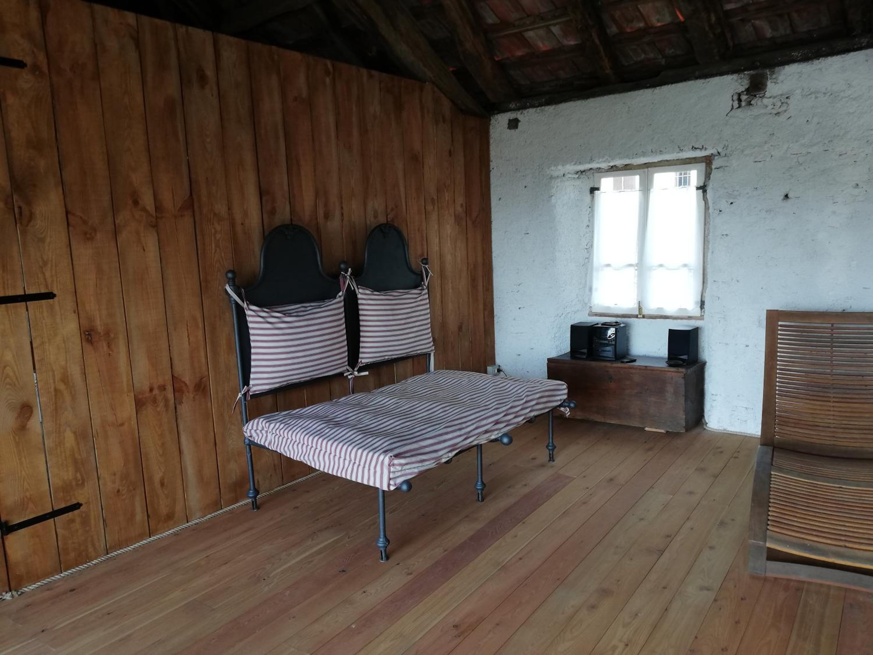 Two-Bedroom Apartment - Photo 12