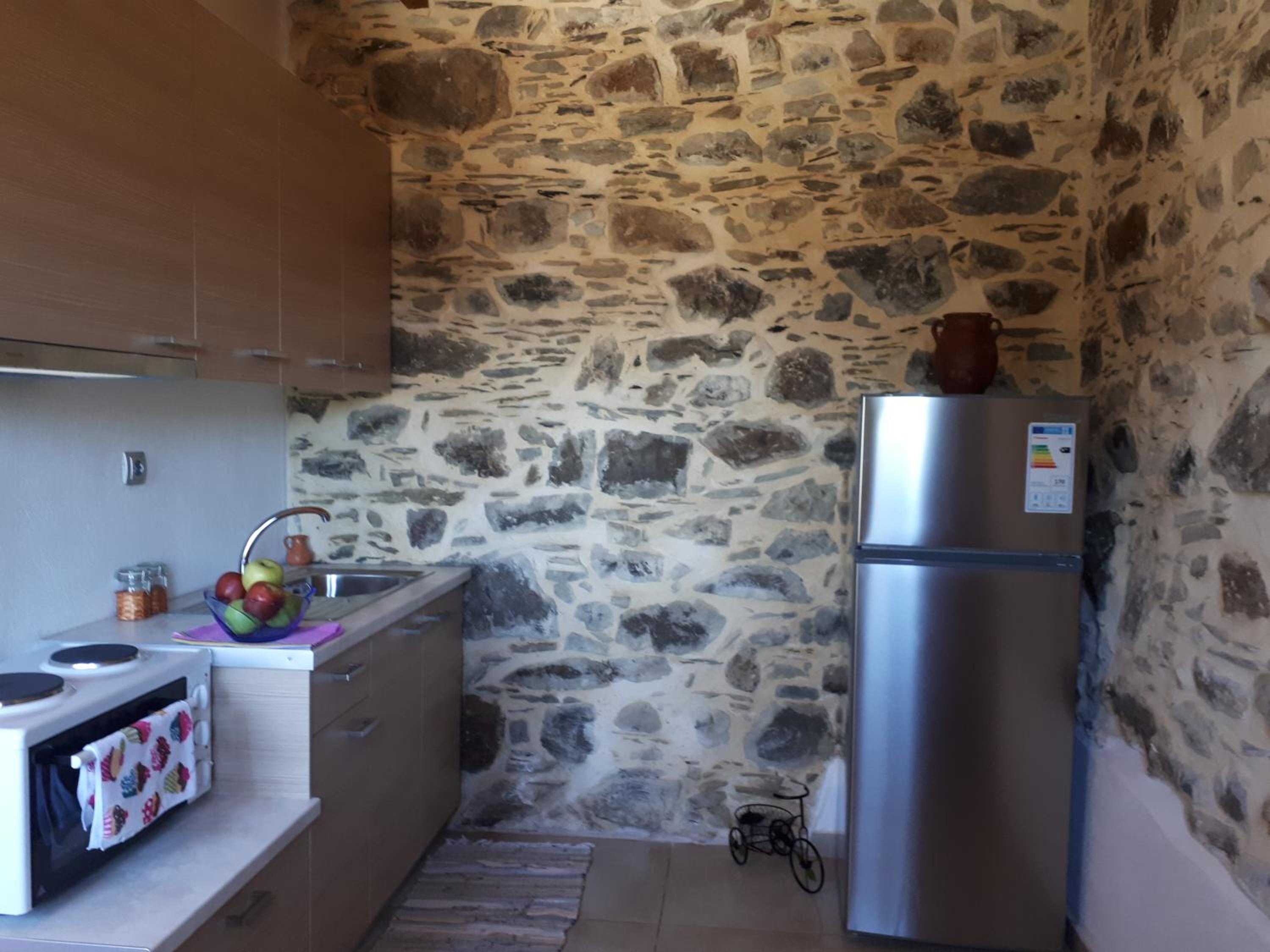 Studio Apartment - Photo 23