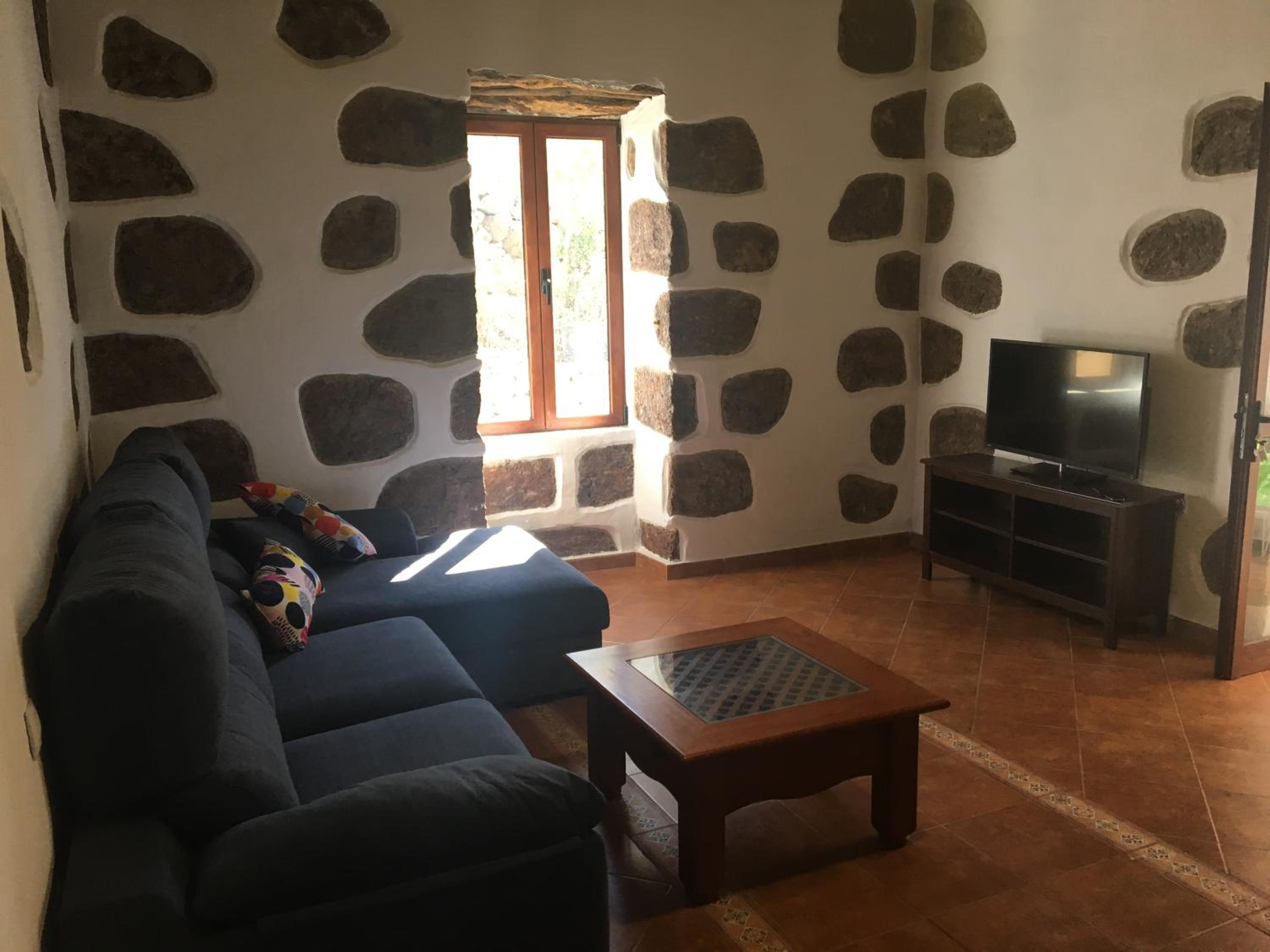 Casa adosada de tres habitaciones