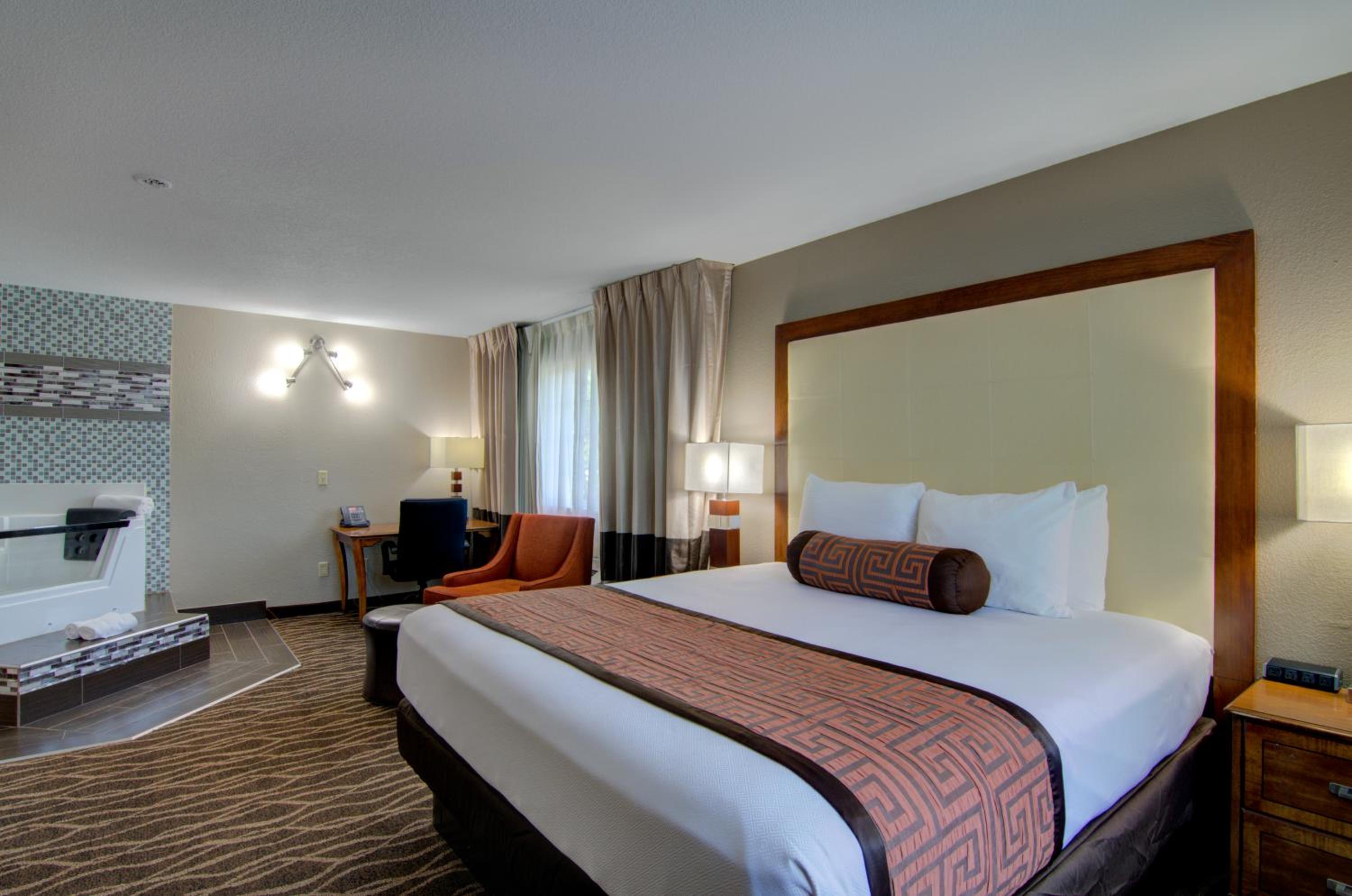 King Room - Disability Access (Non-Smoking) photo 2