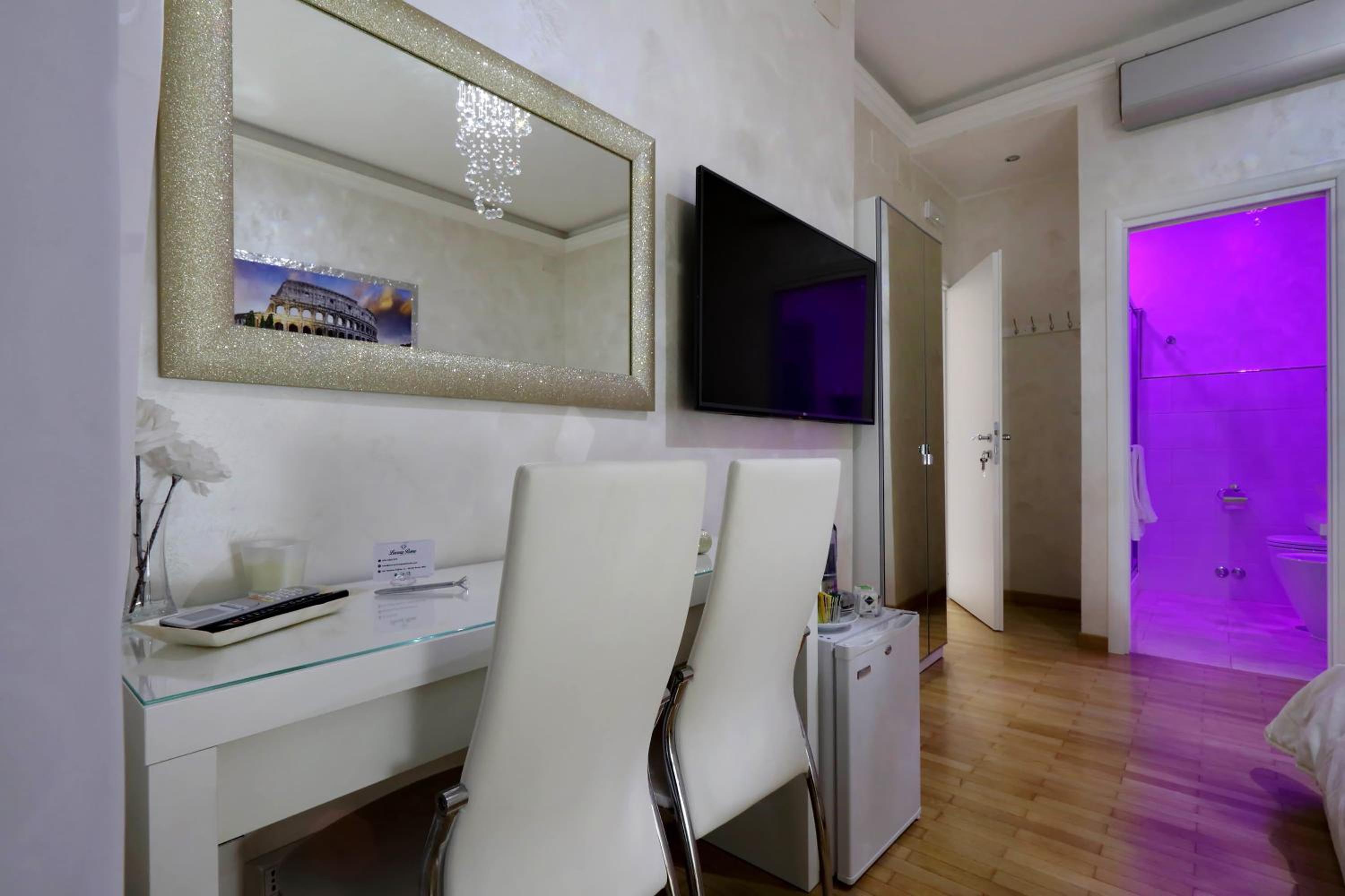 Deluxe Double Room photo 3
