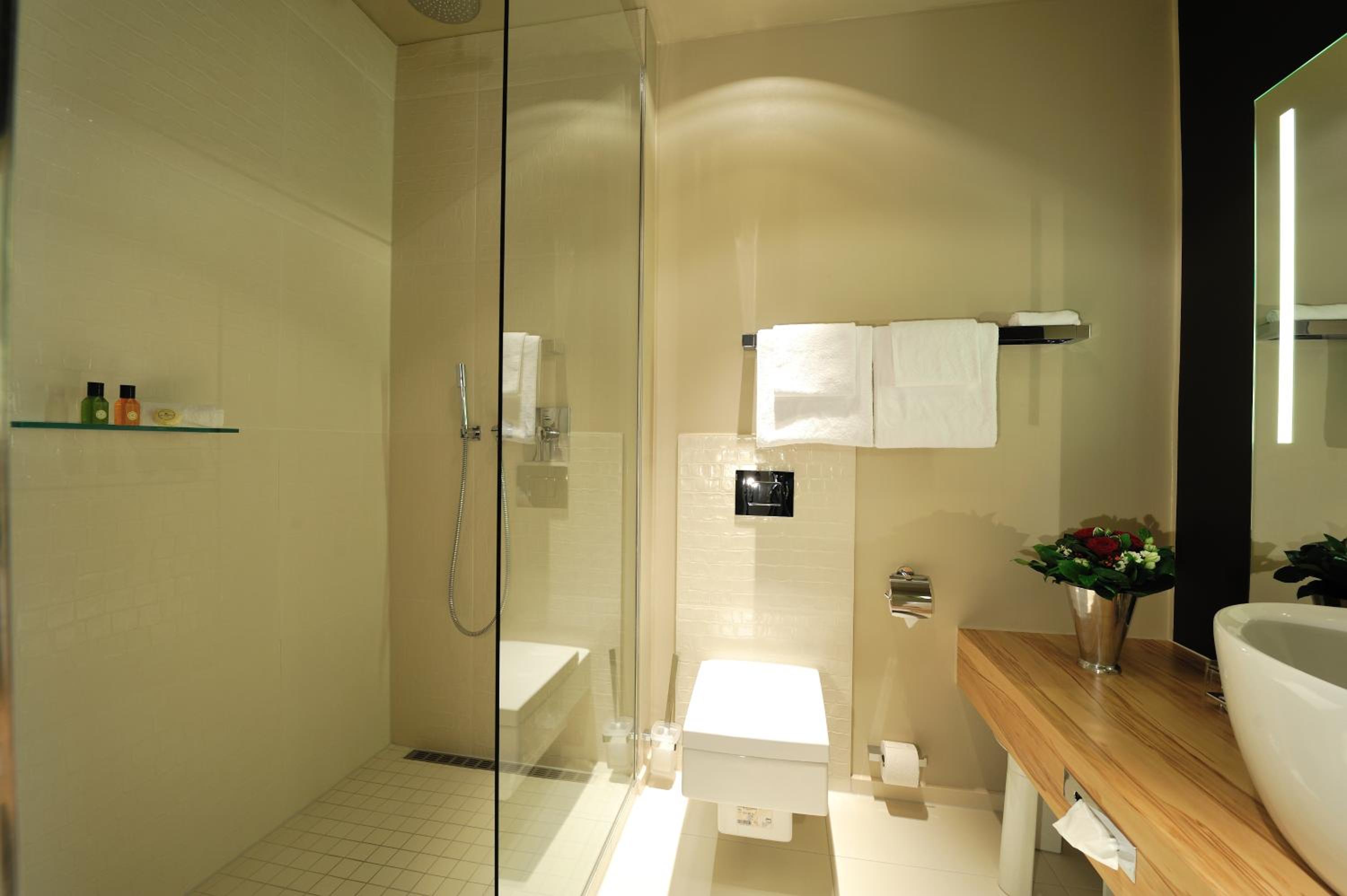 Superior Double Room - Photo 9