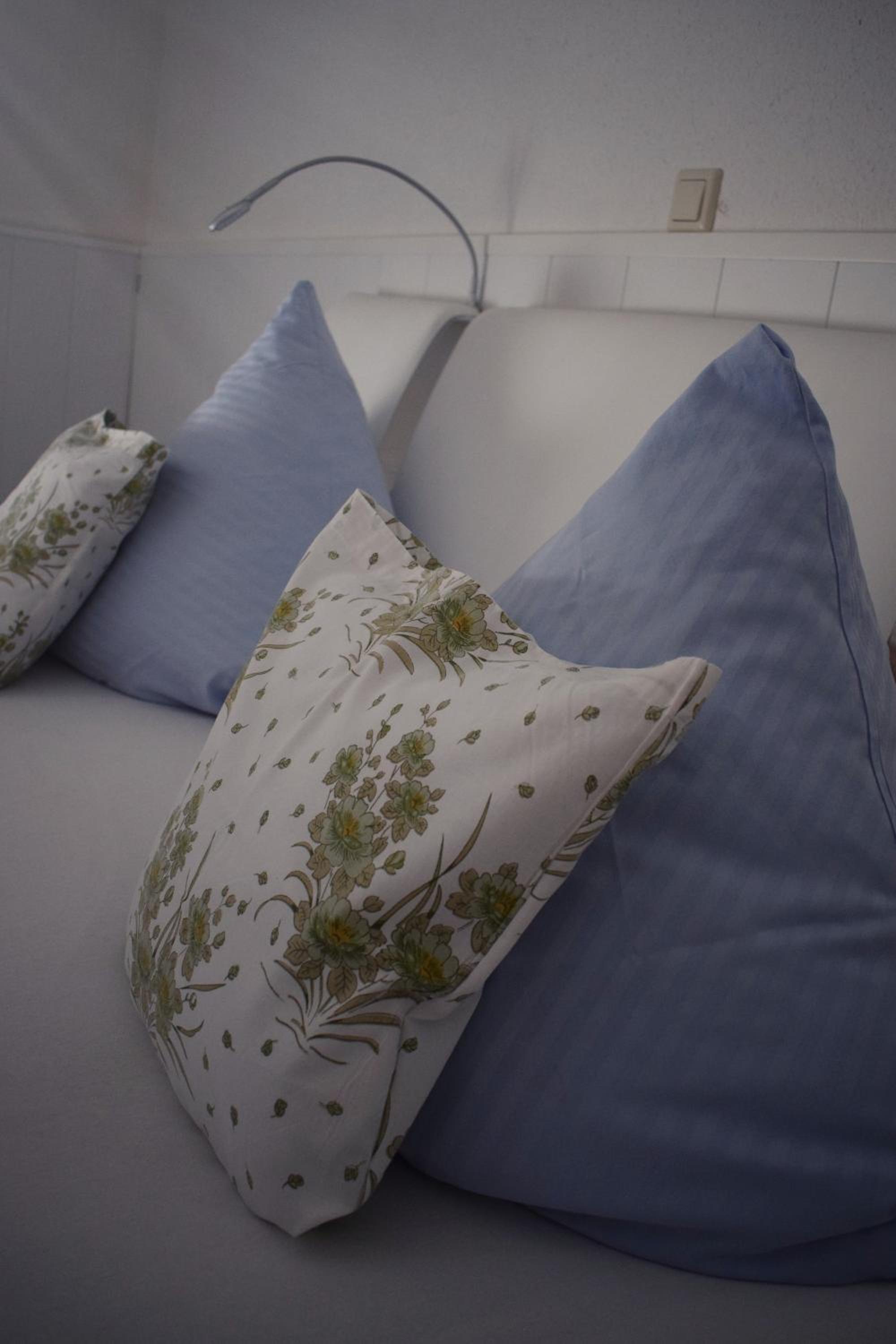 Deluxe Double or Twin Room - Photo 2